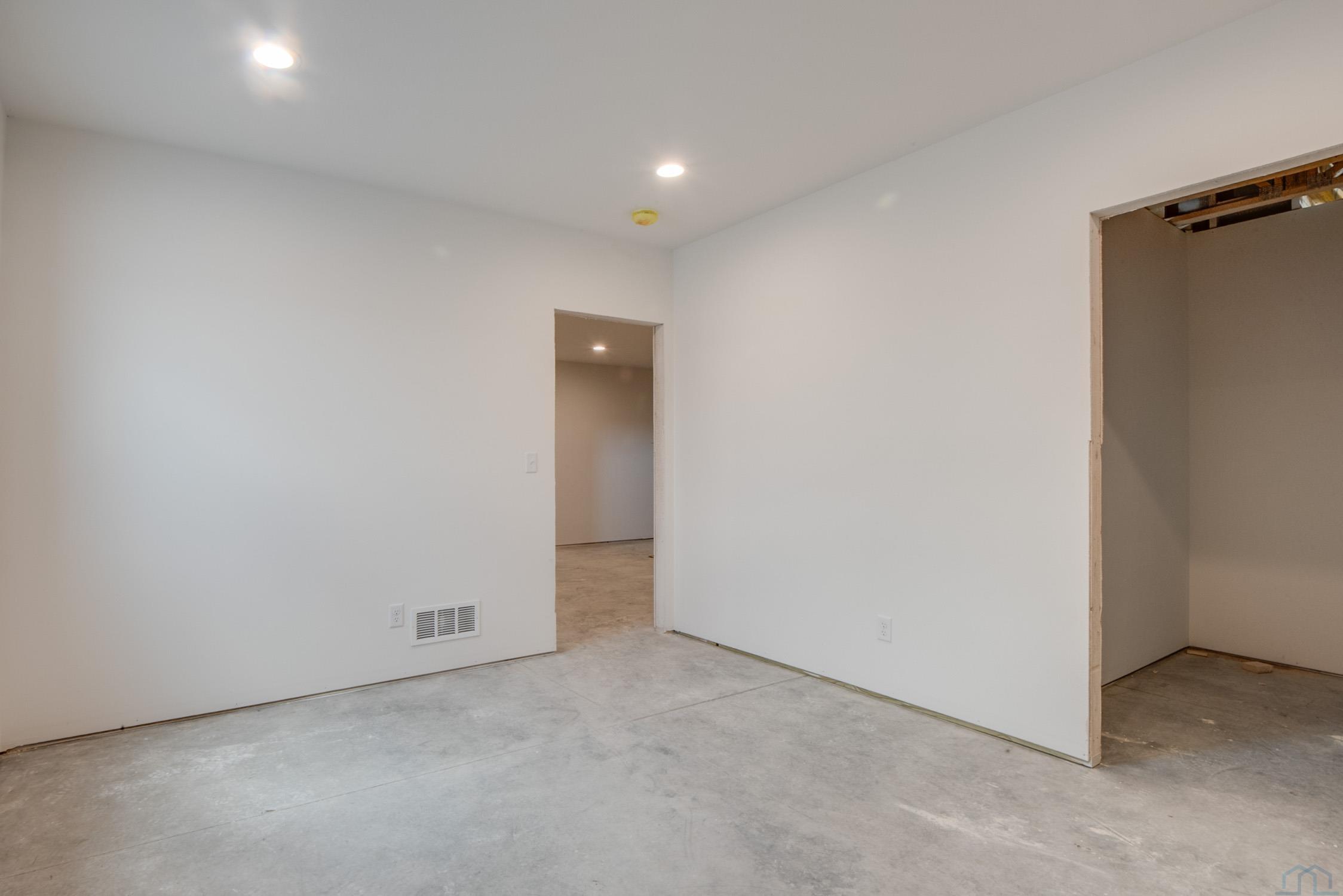 MLS #833078