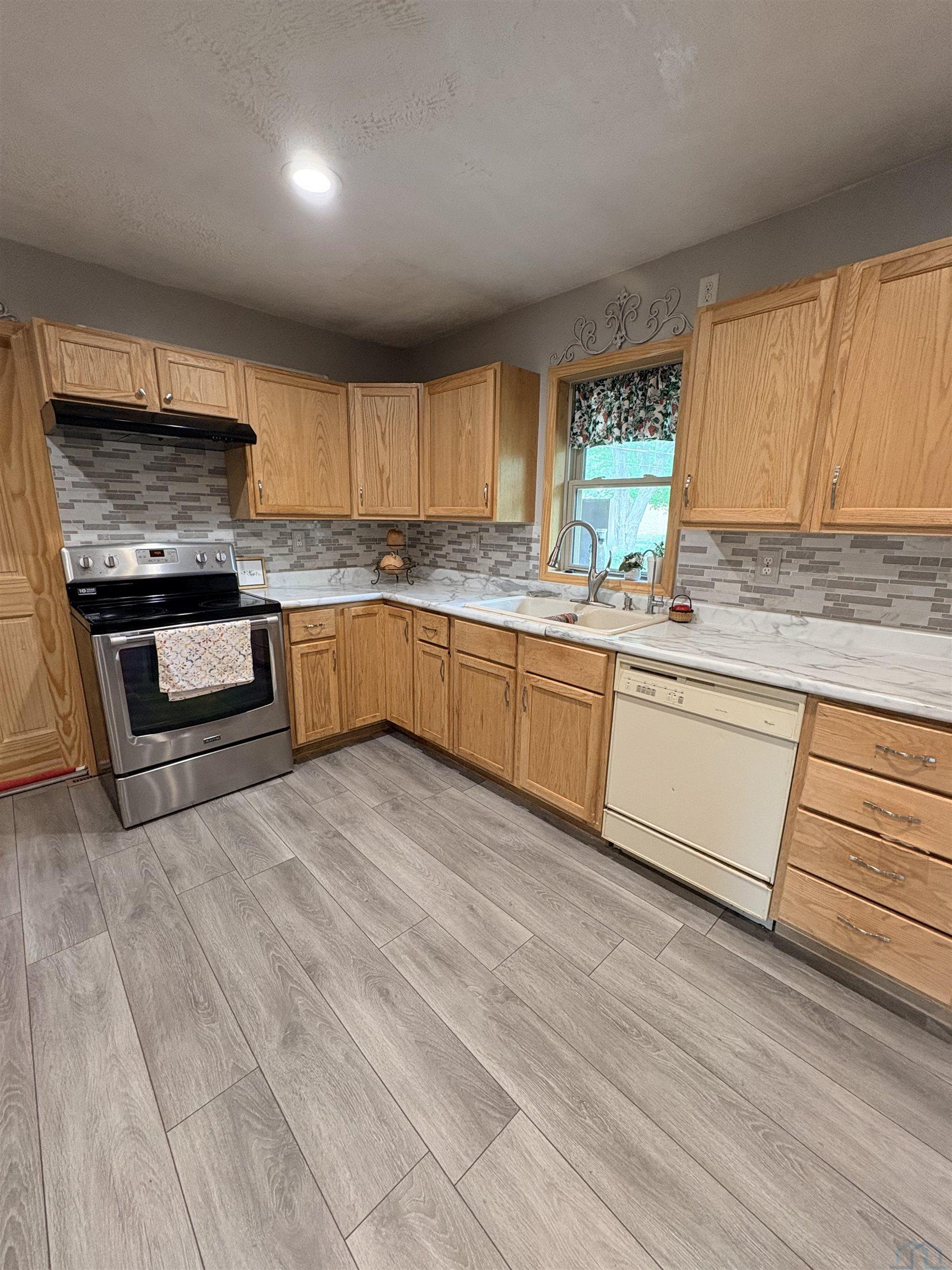 MLS #833079