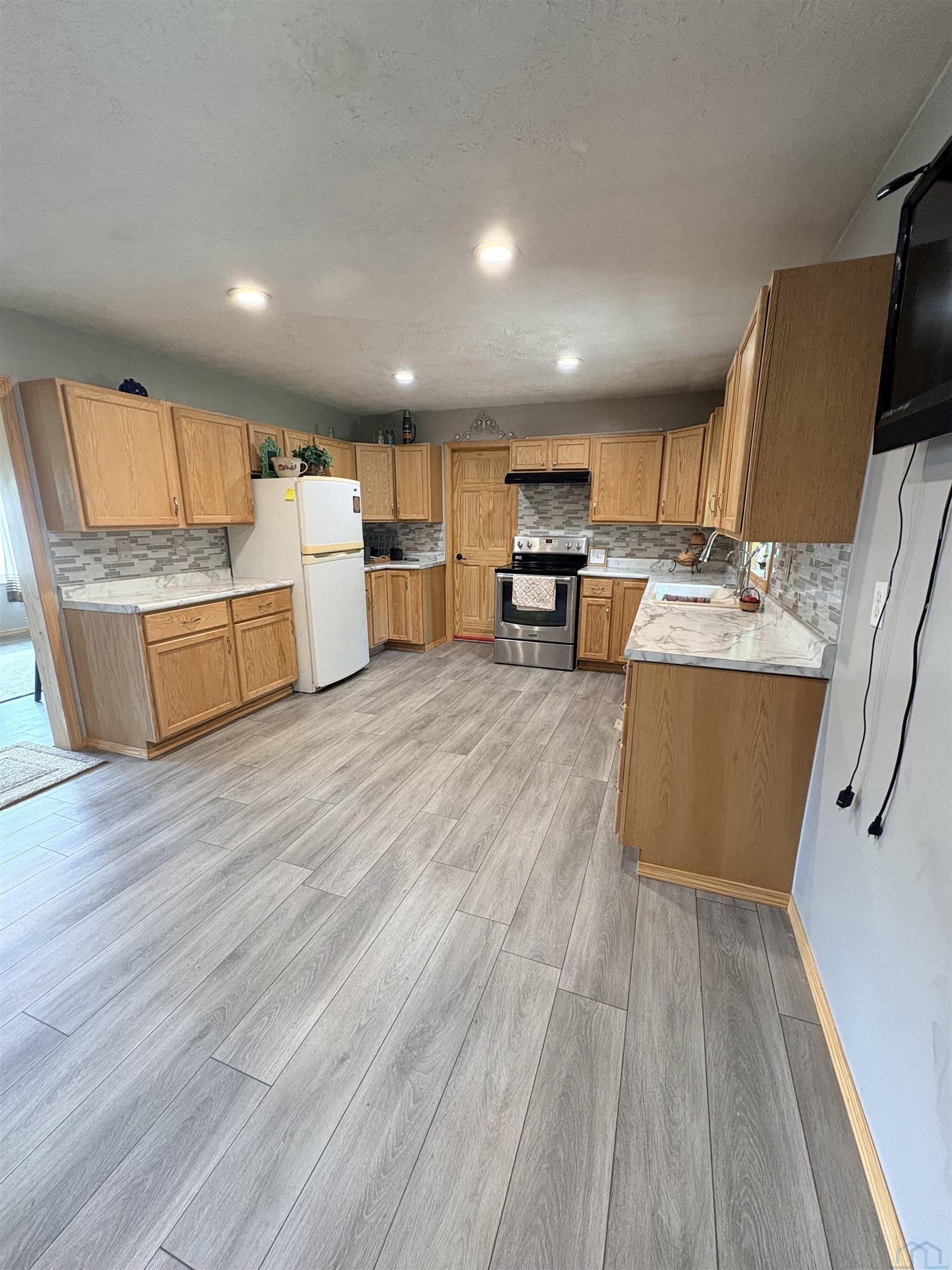 MLS #833079