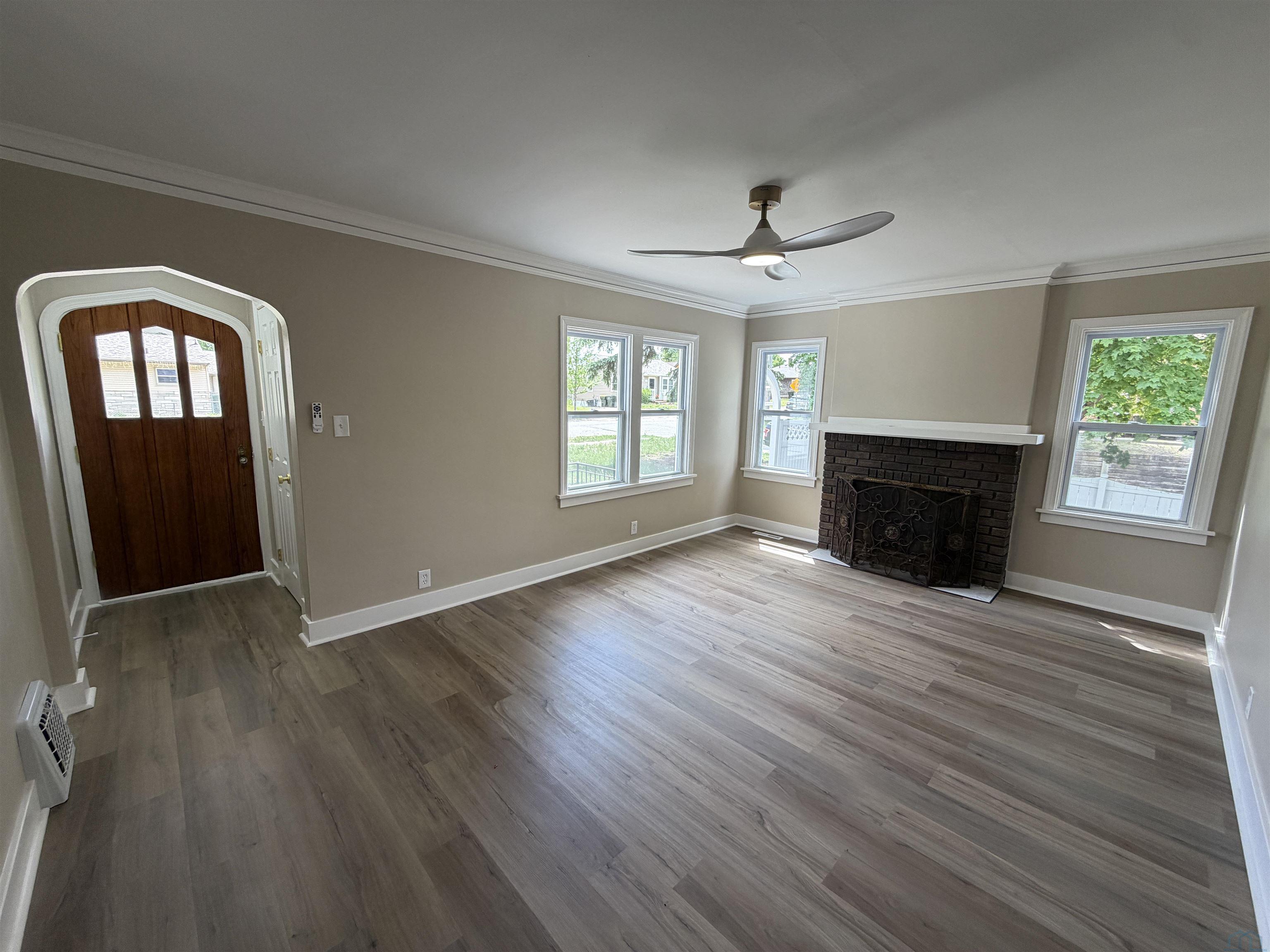 MLS #833082