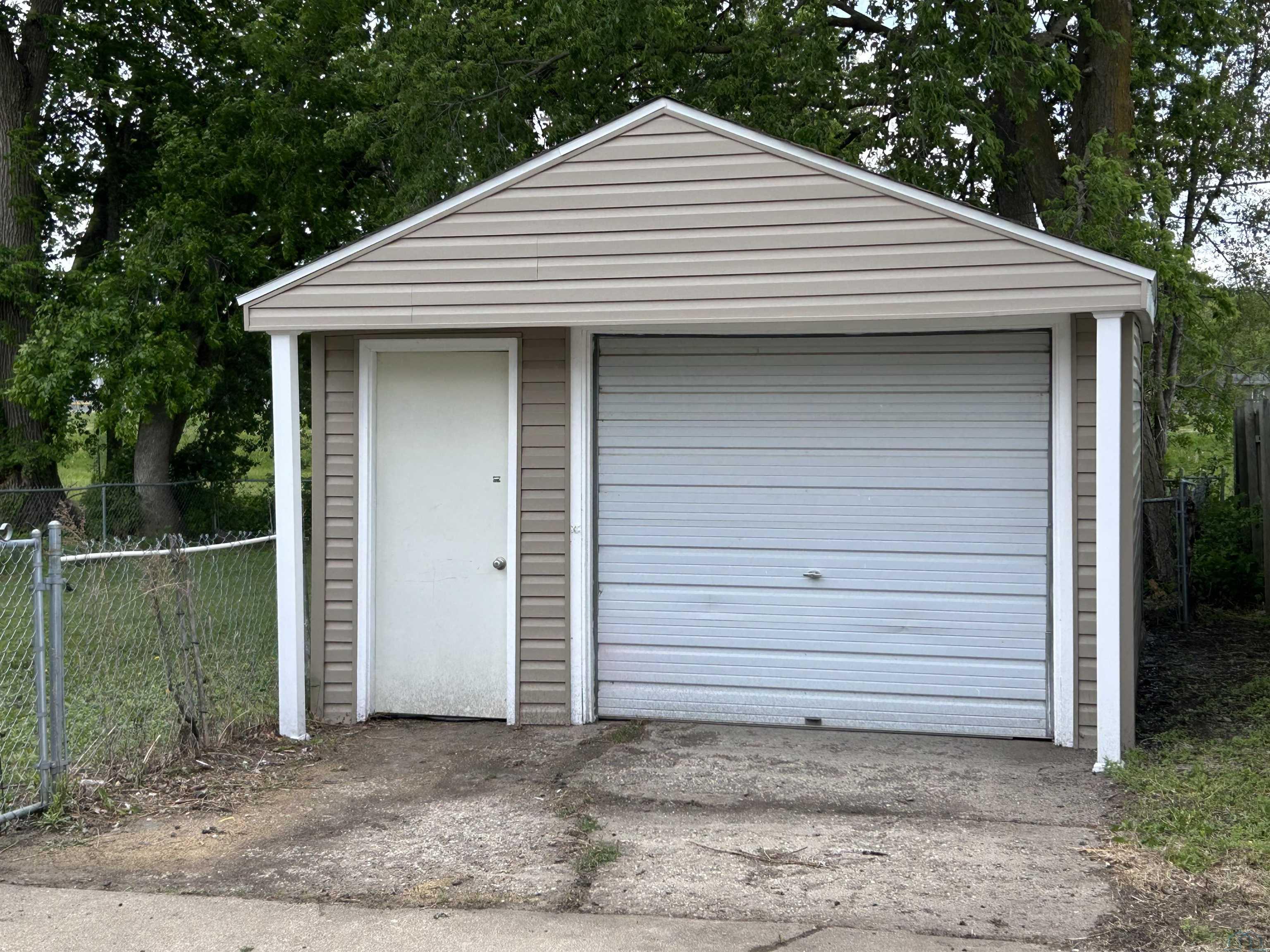 MLS #833085