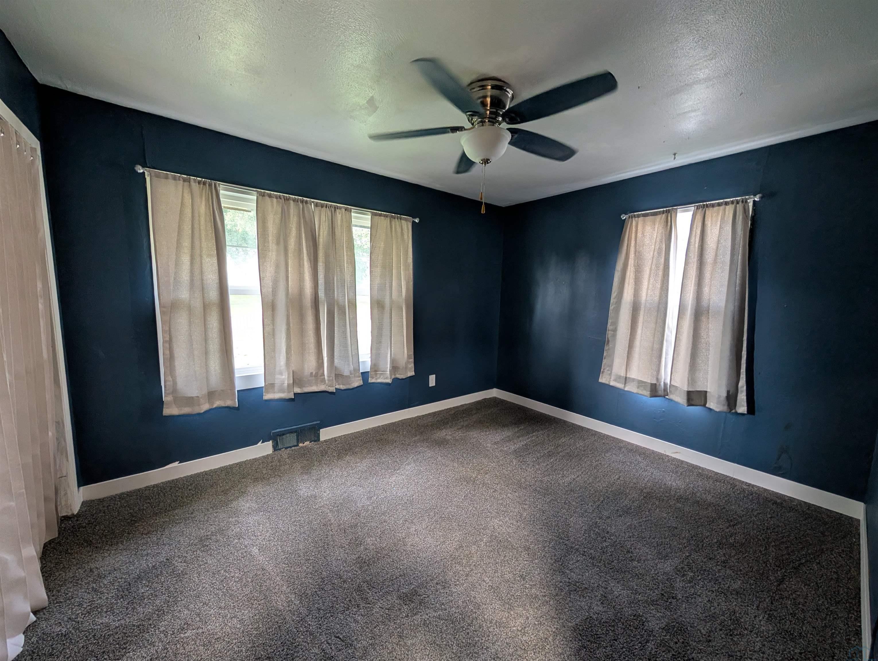 908 11th Street, Sheldon, Northwest Iowa, photo 3