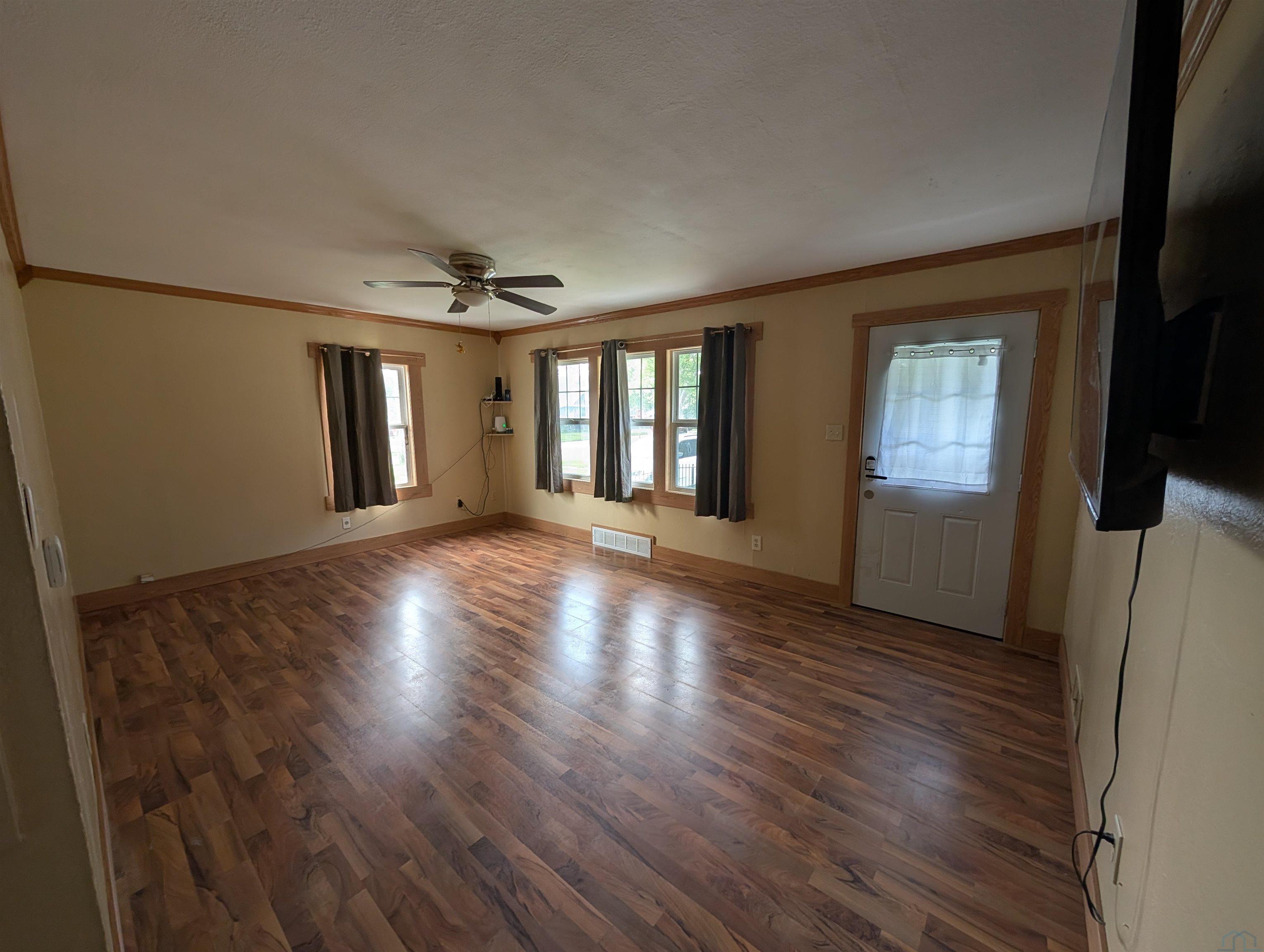 908 11th Street, Sheldon, Northwest Iowa, photo 7