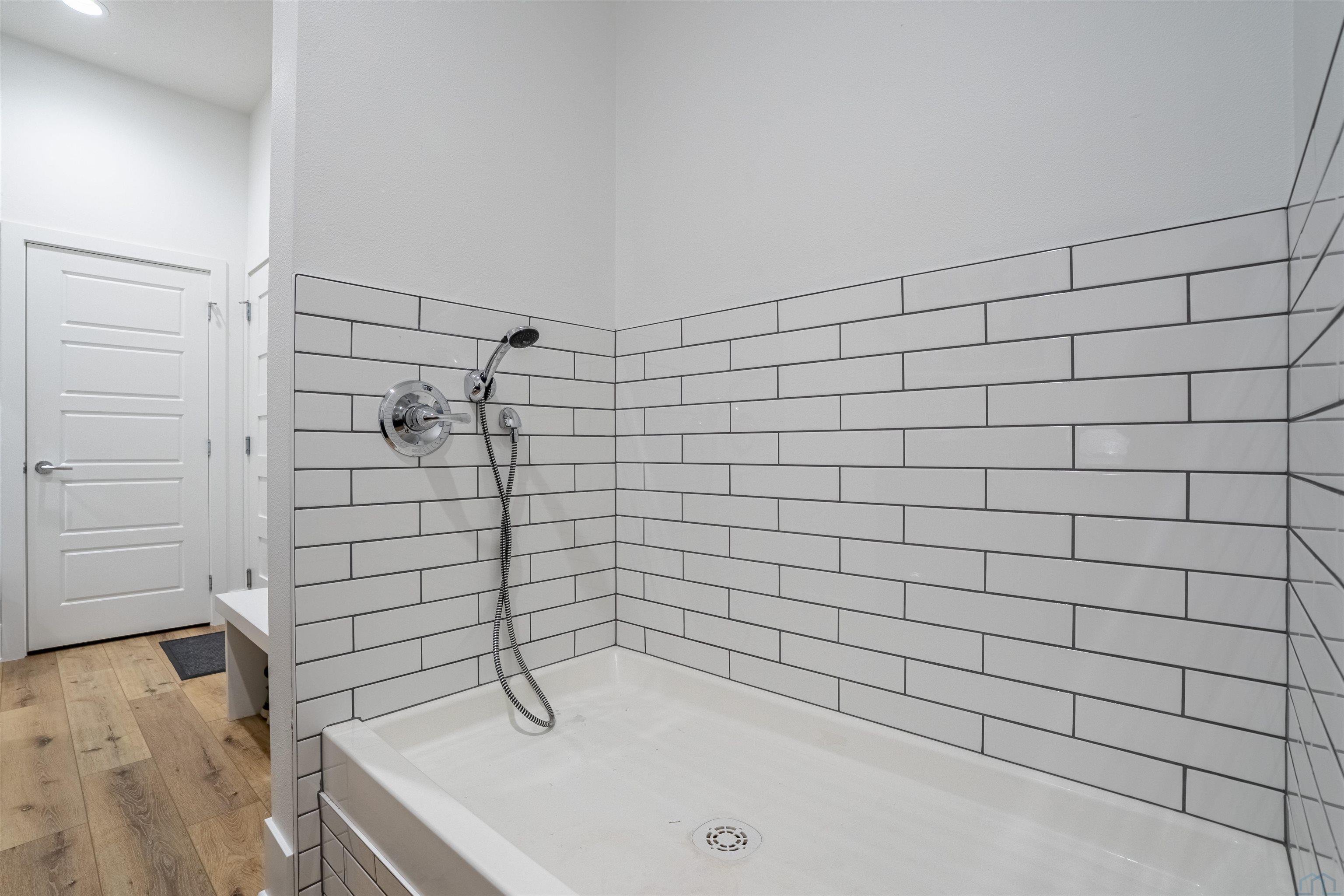 MLS #833107