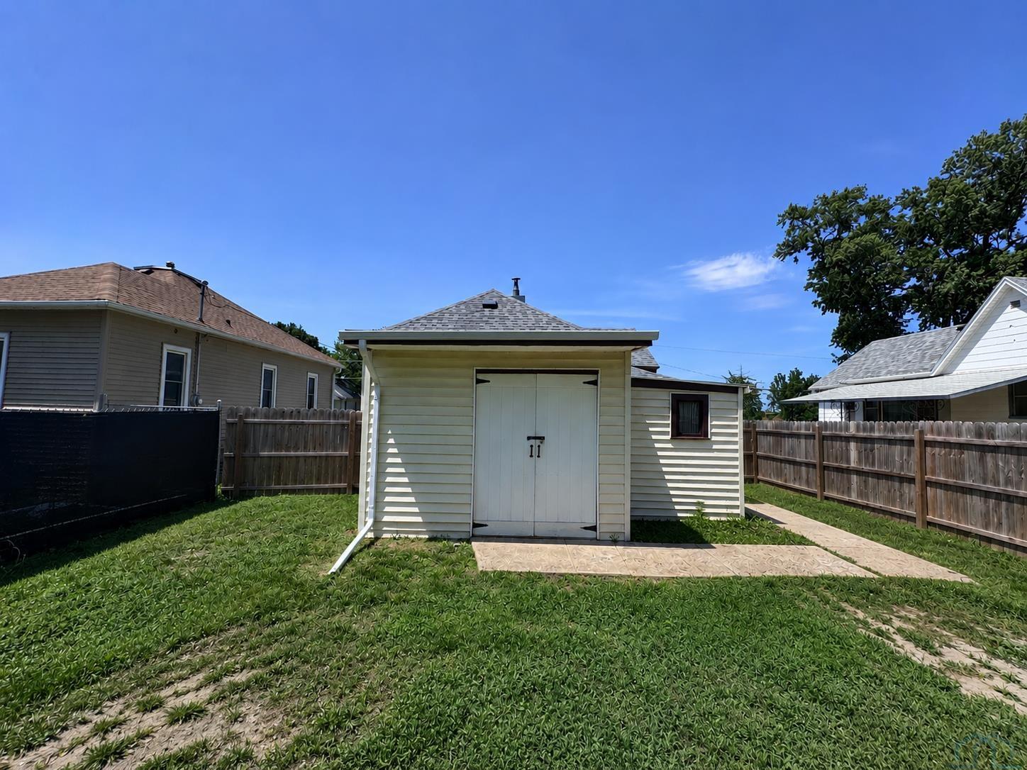 MLS #833108
