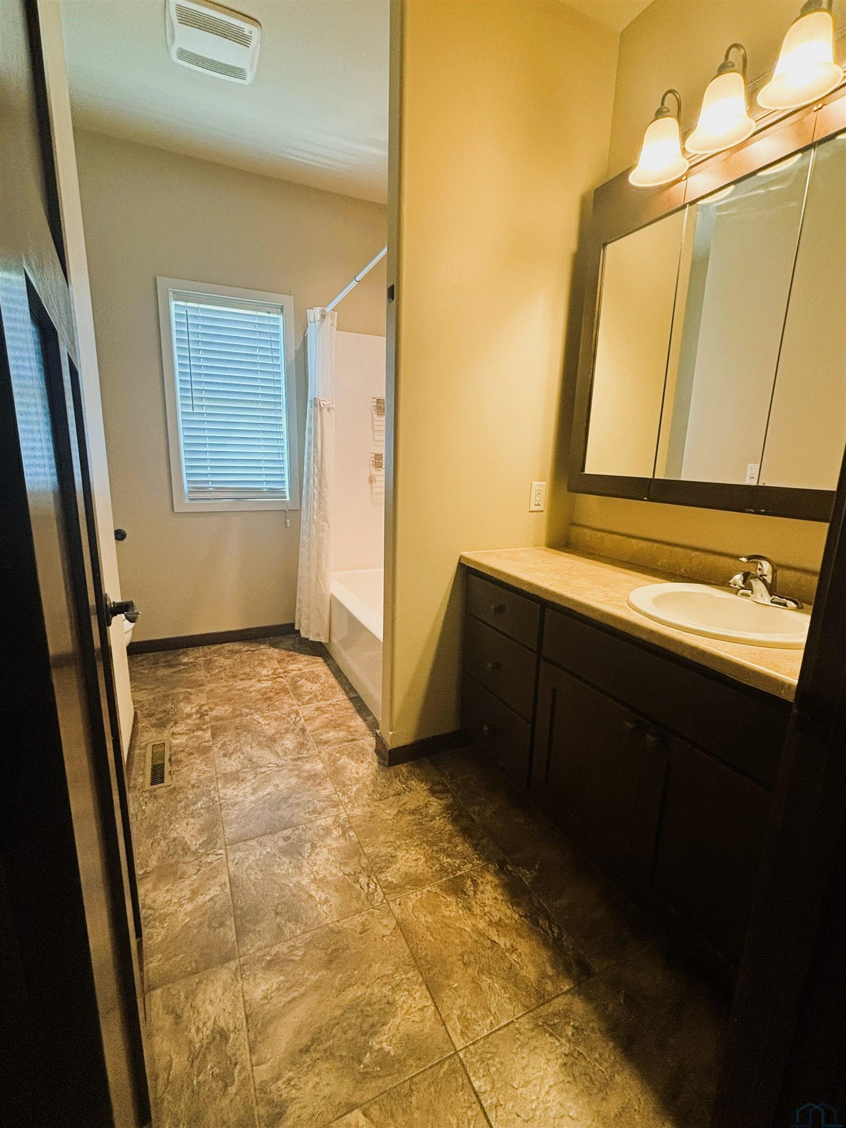 MLS #833109