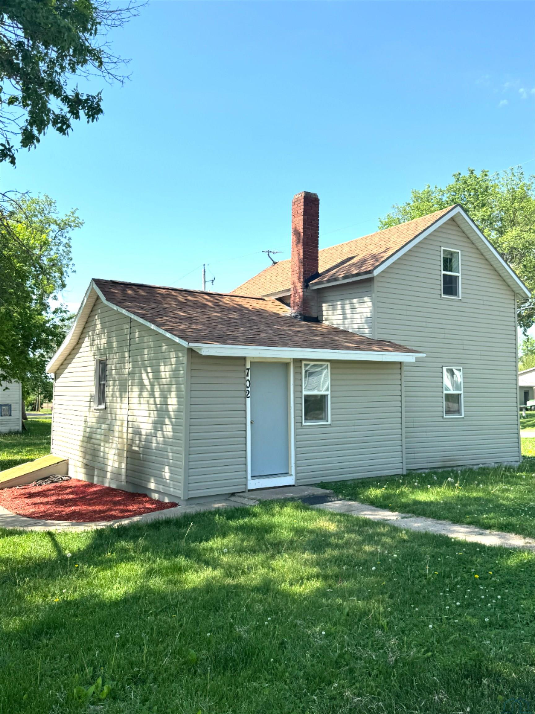 702 5TH, Correctionville, IA 51016 