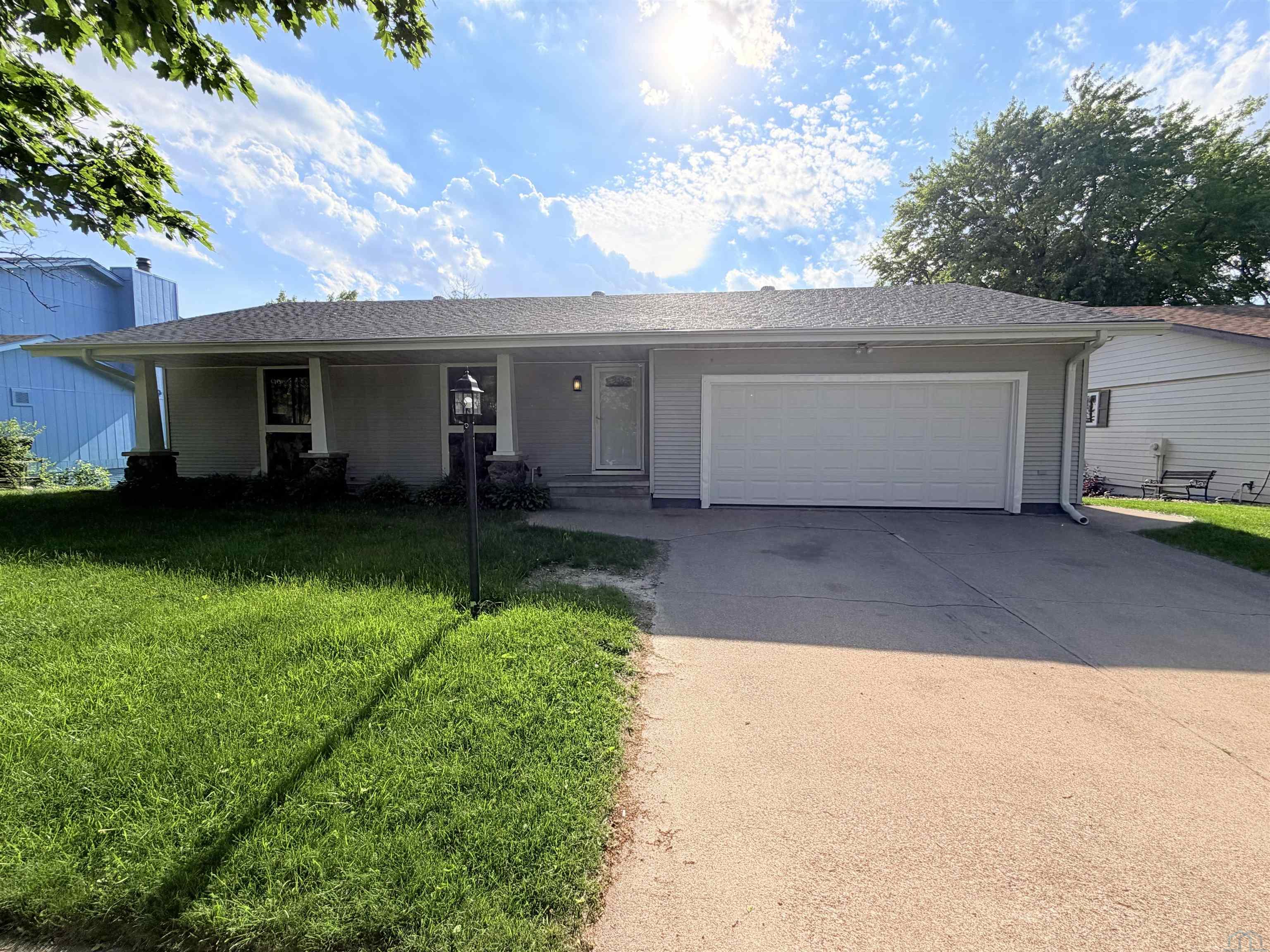 3151 Norman Dr., Sioux City, IA 51104 