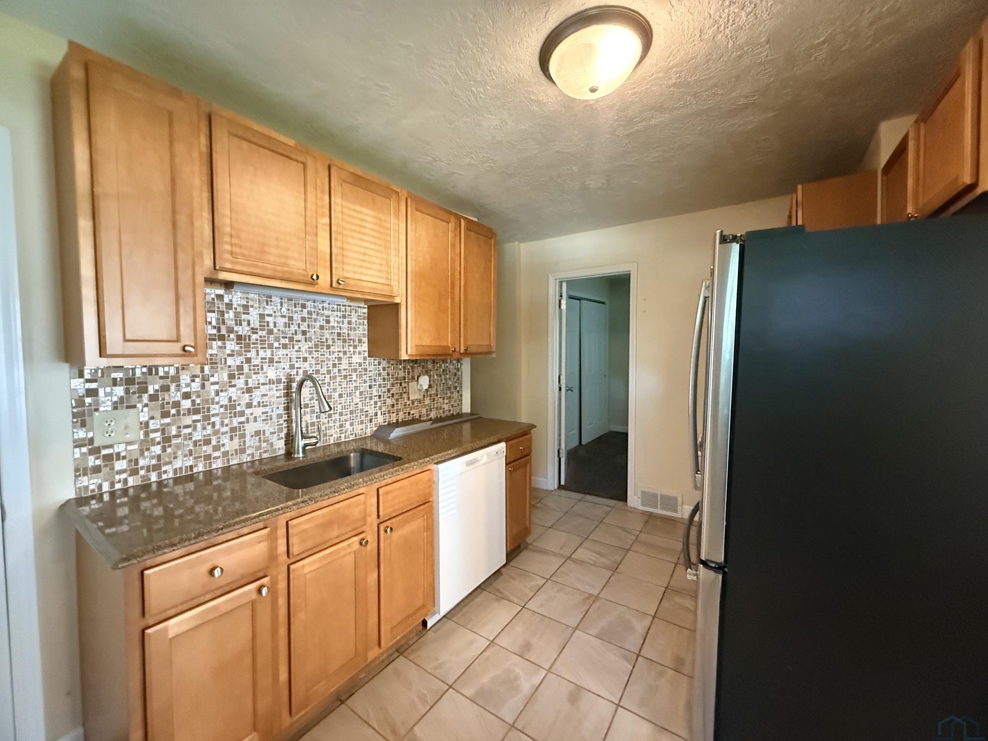 MLS #833160