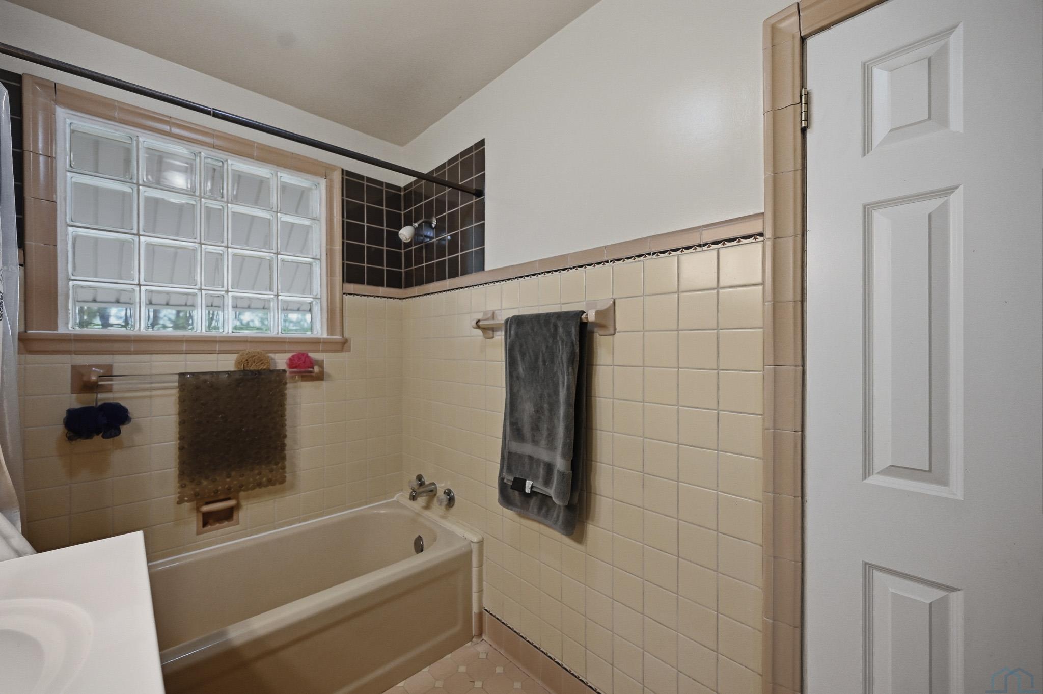 MLS #833163