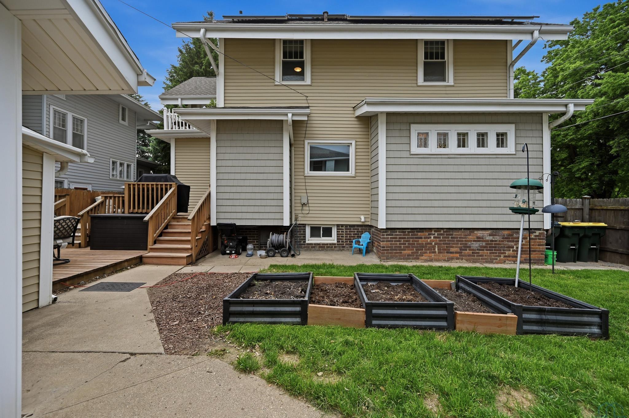 MLS #833163