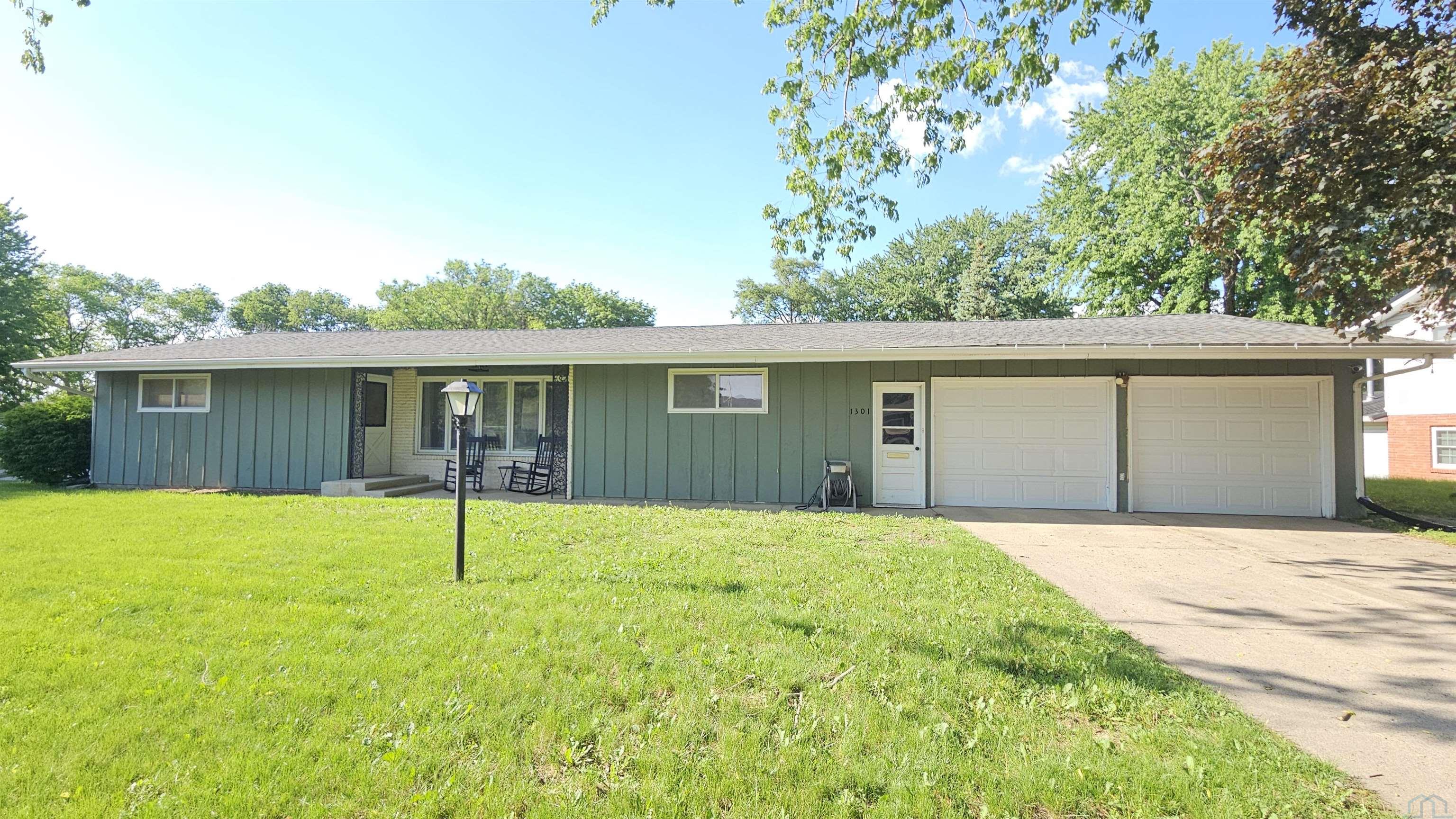 1301 13TH ST						  						 , Hawarden						 , IA						  51023						  