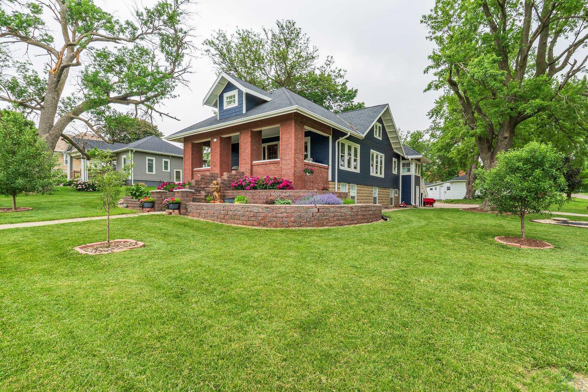 217 E 2ND st., Kingsley, IA 51028 