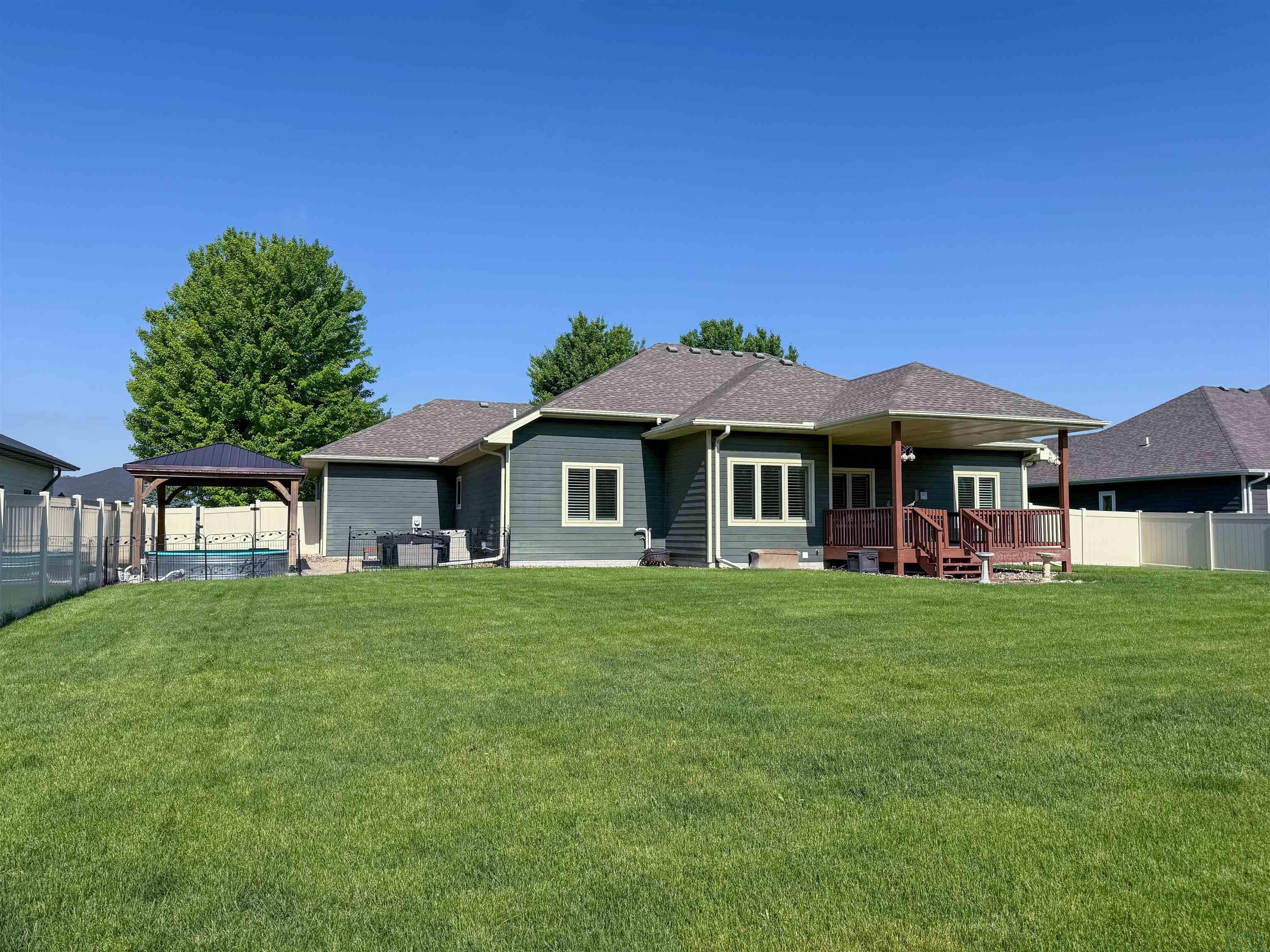 MLS #833172