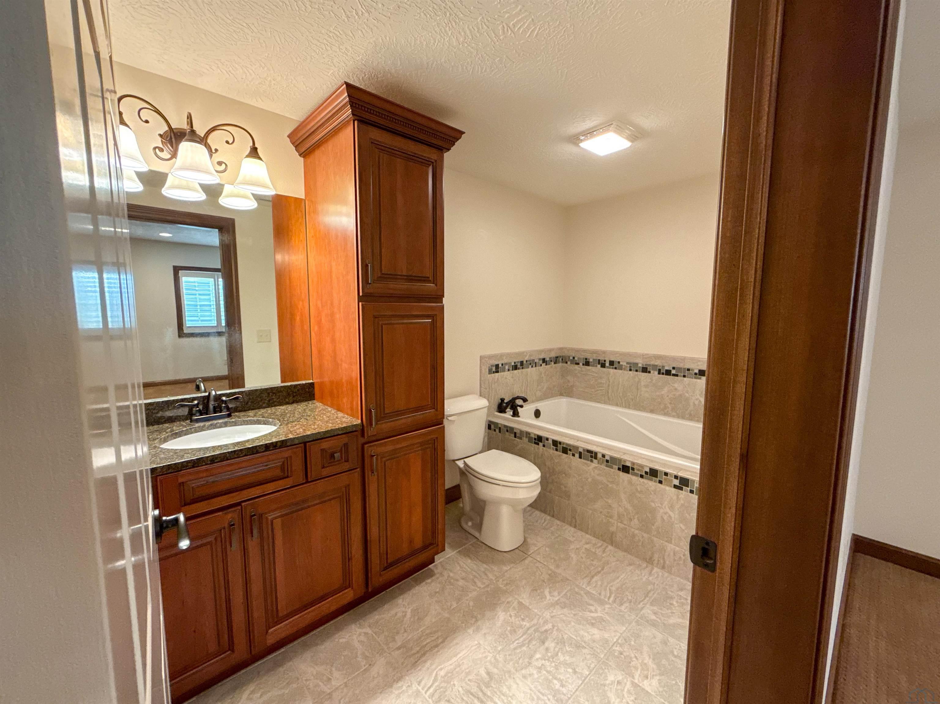 MLS #833172