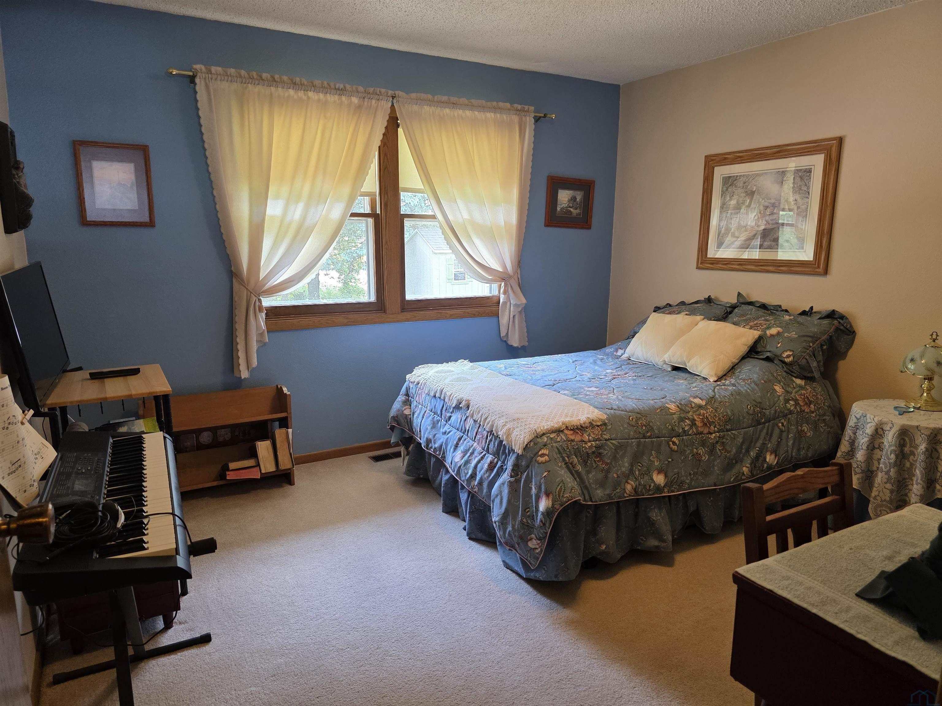 MLS #833177