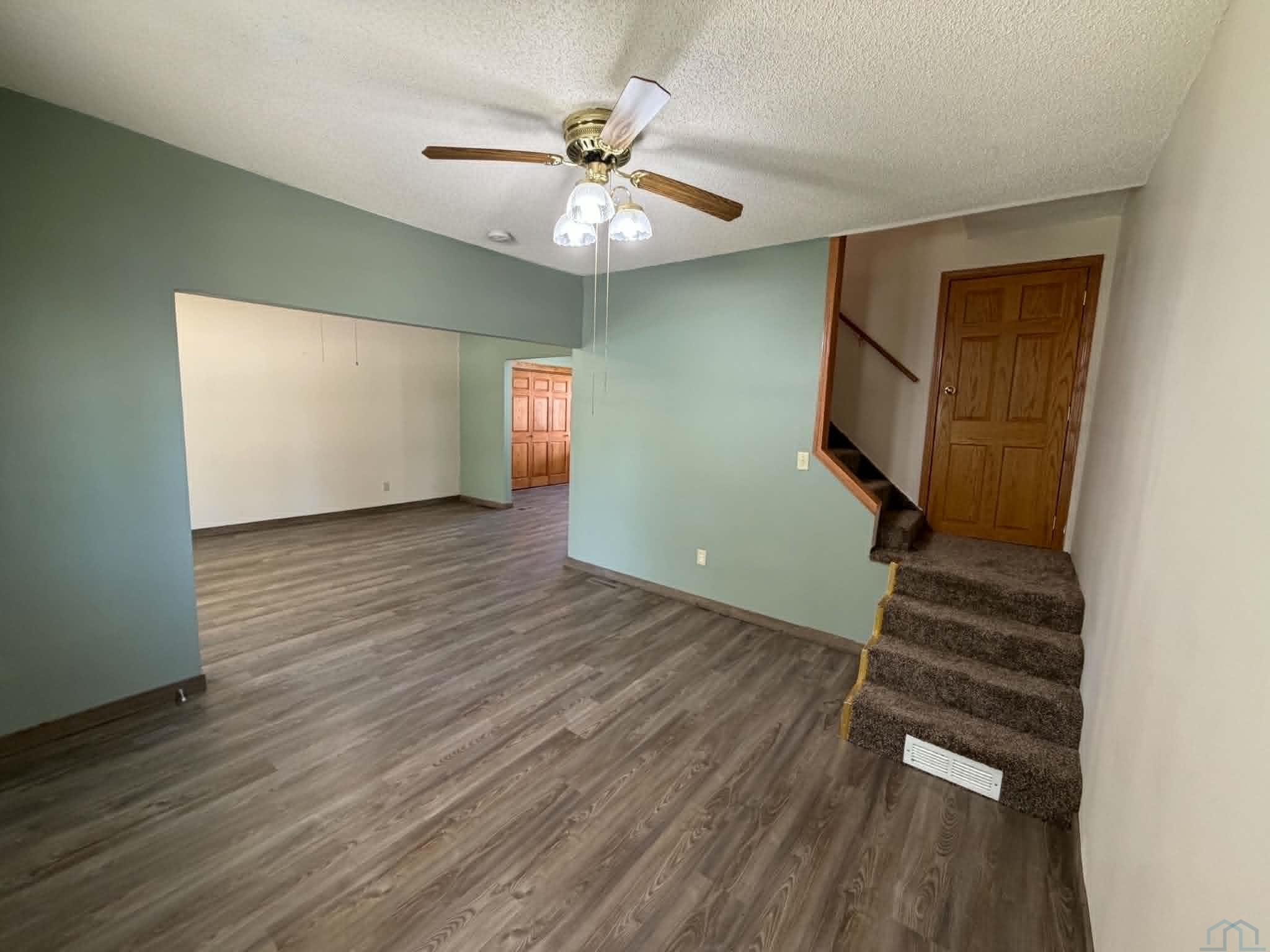 MLS #833178