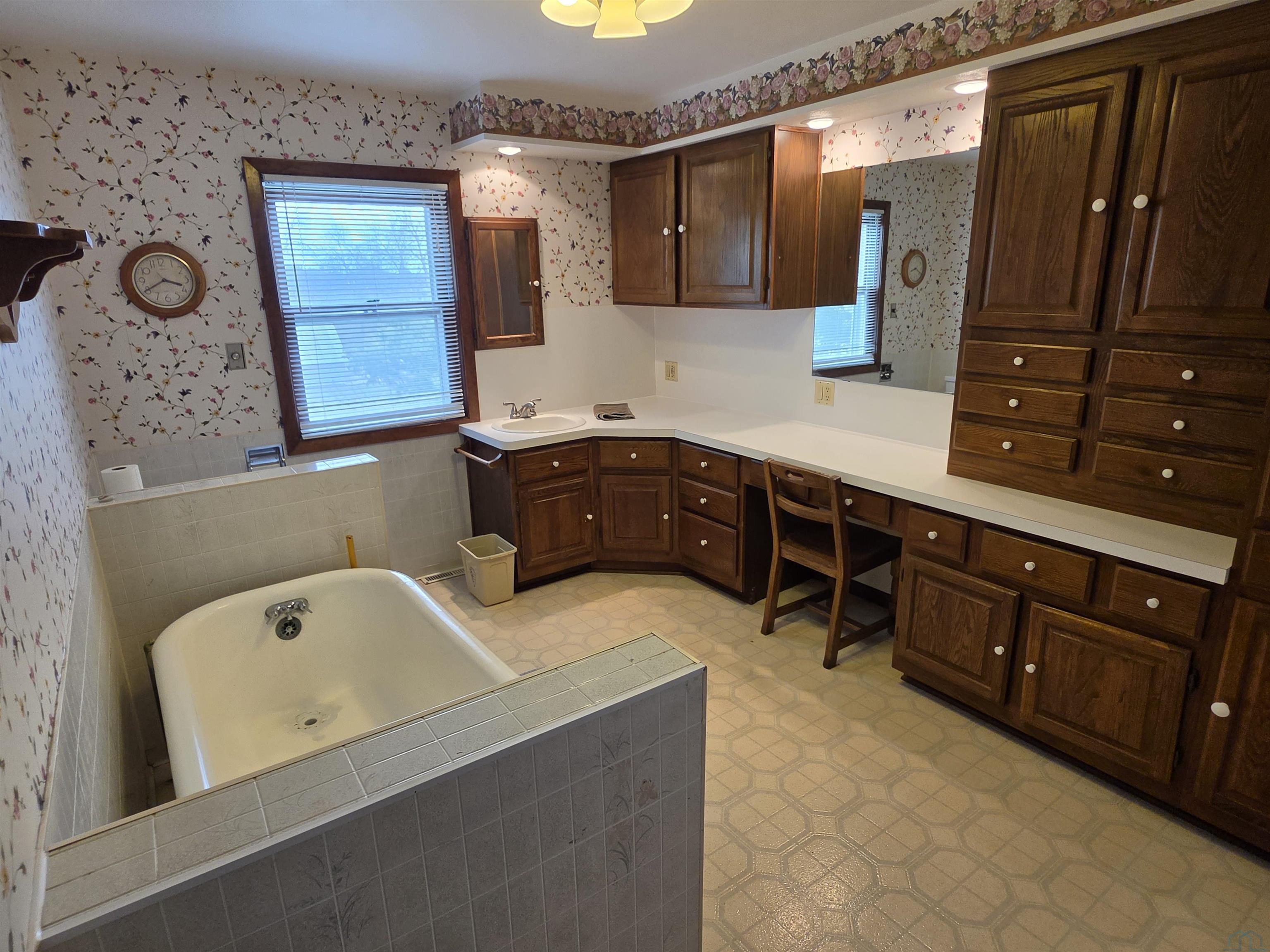 MLS #833189