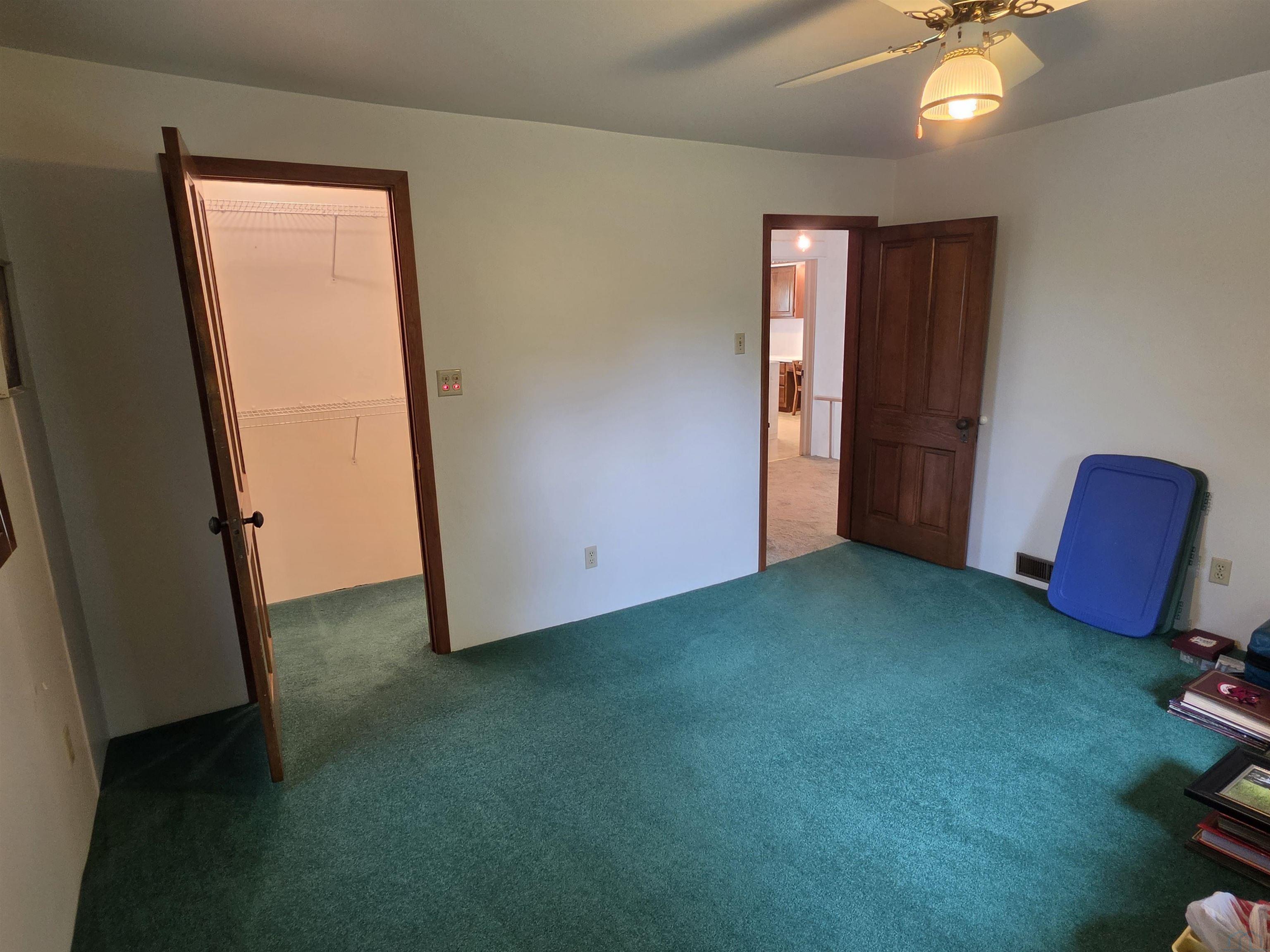 MLS #833189