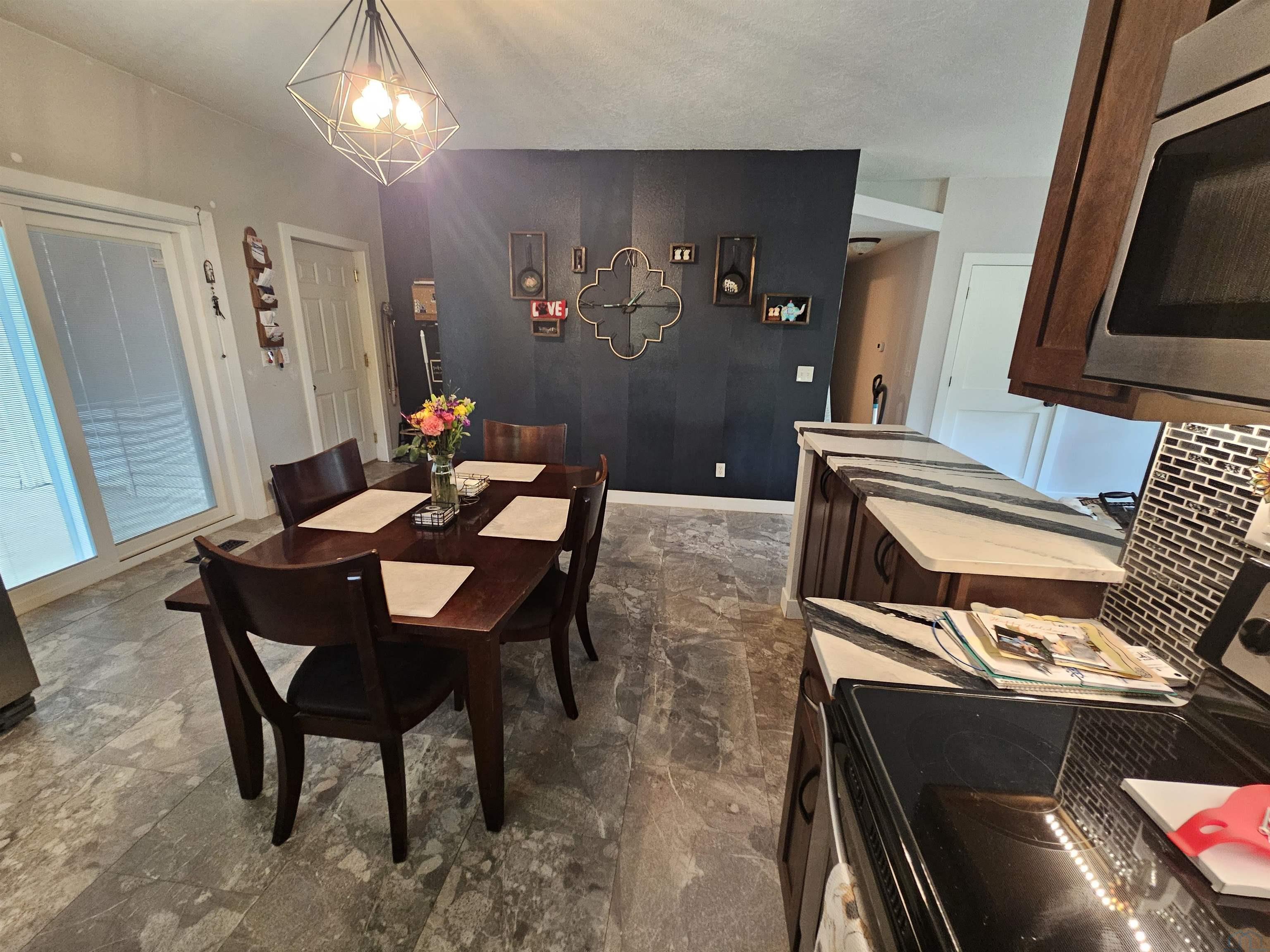 MLS #833191