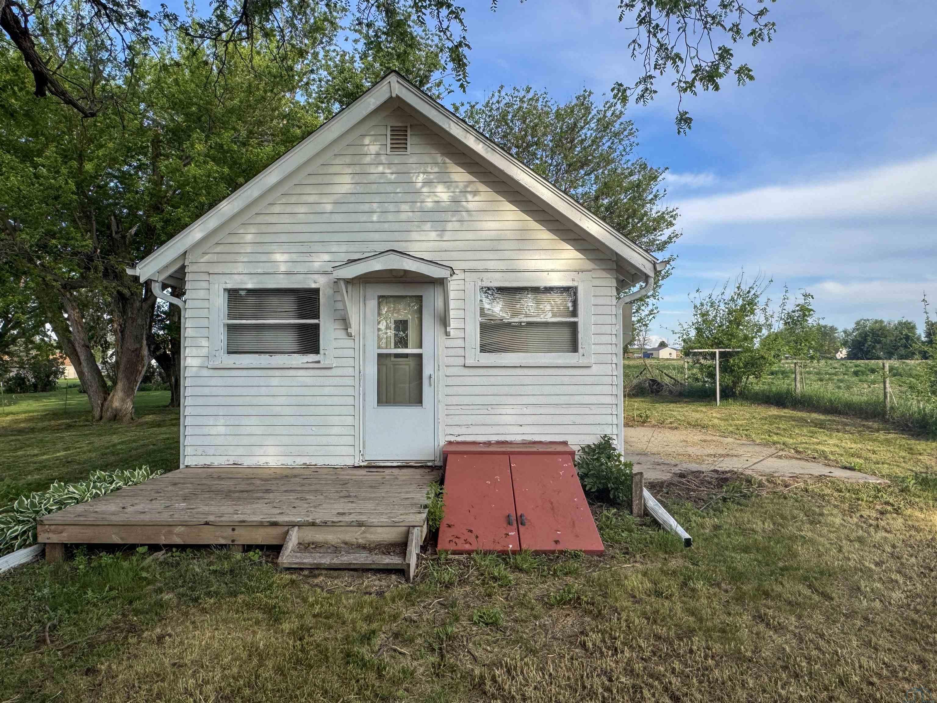 14 Climbing Hill Path, Climbing Hill, IA 51015 
