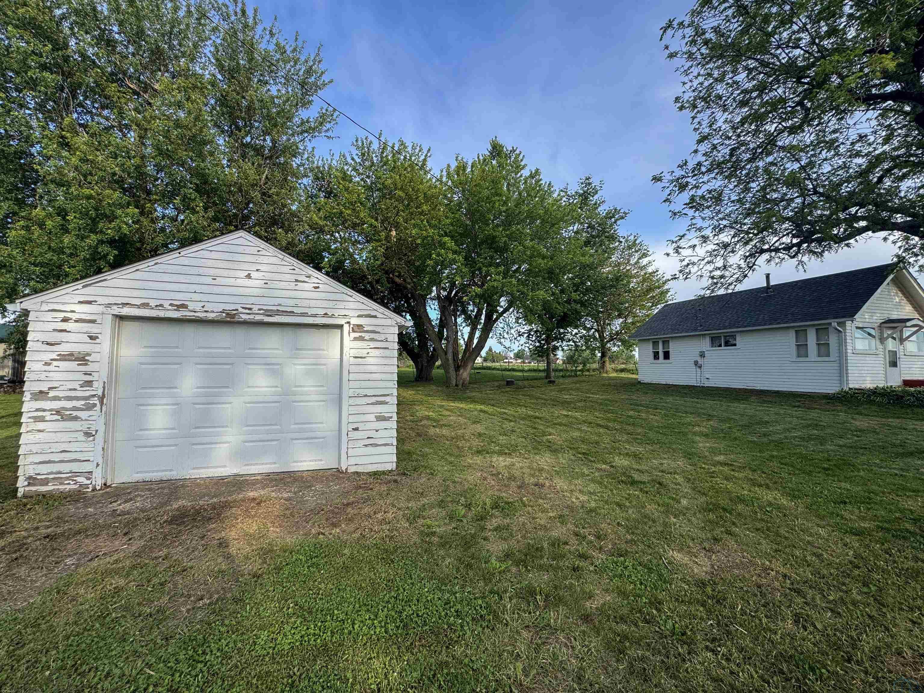 MLS #833195