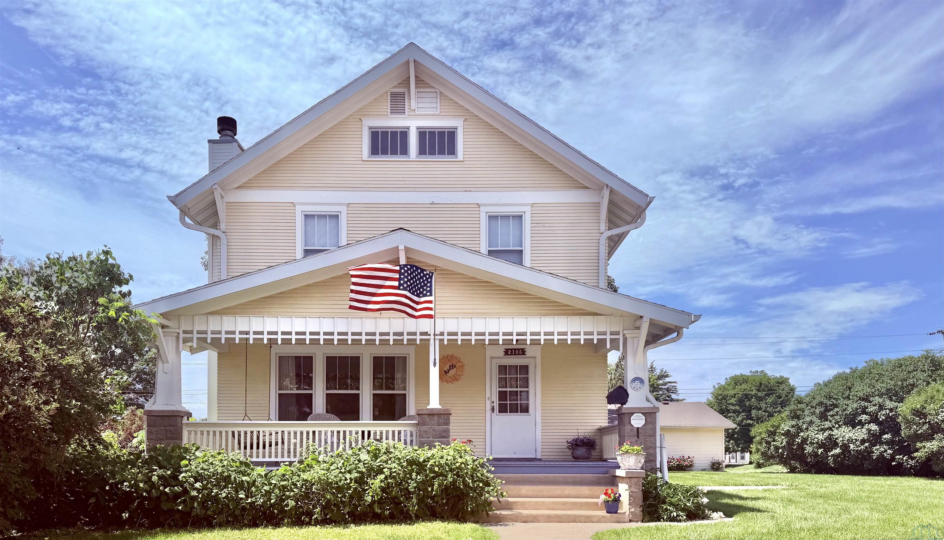 2105 S Lemon St, Sioux City, IA 51106 