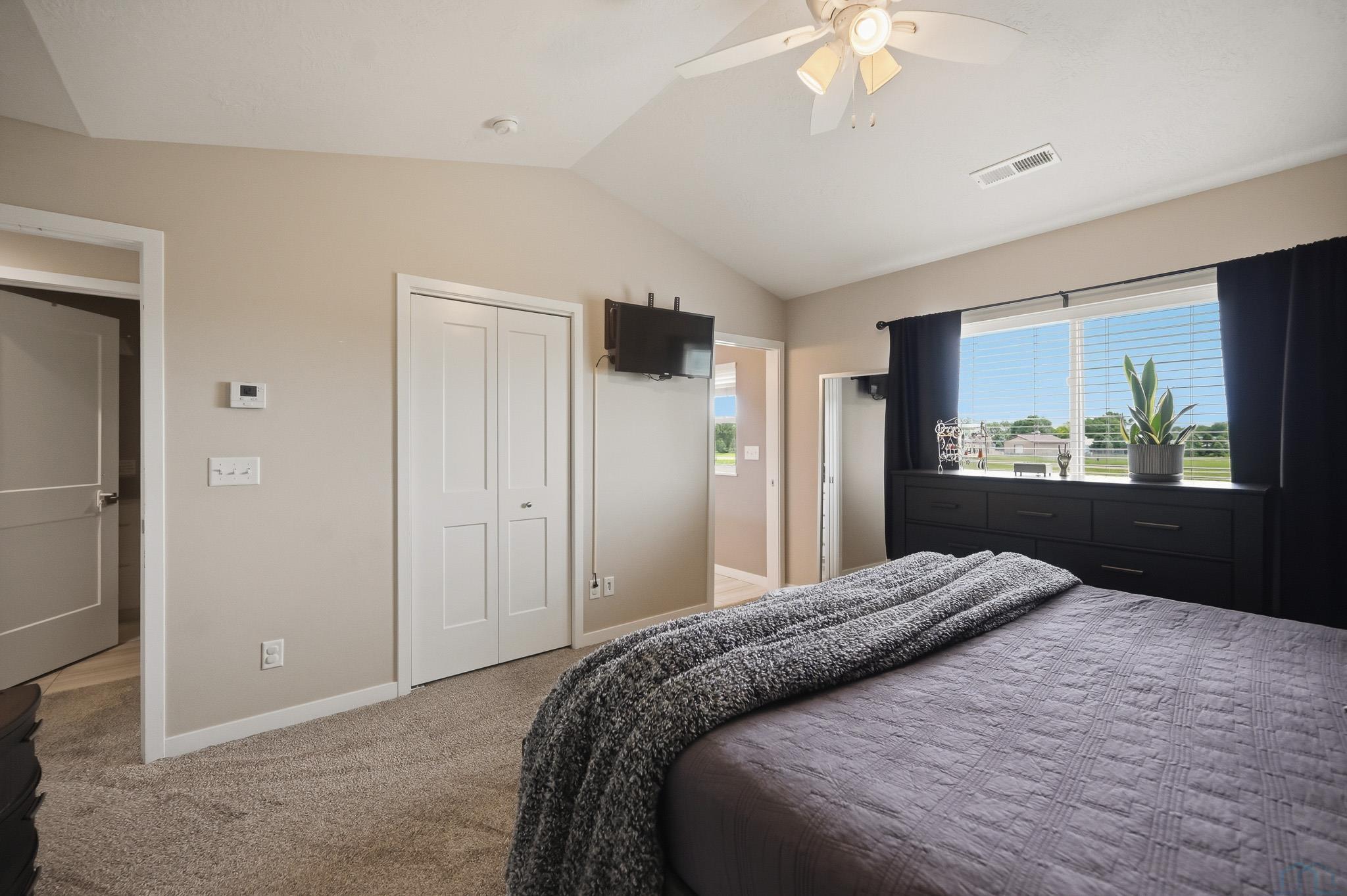 MLS #833205