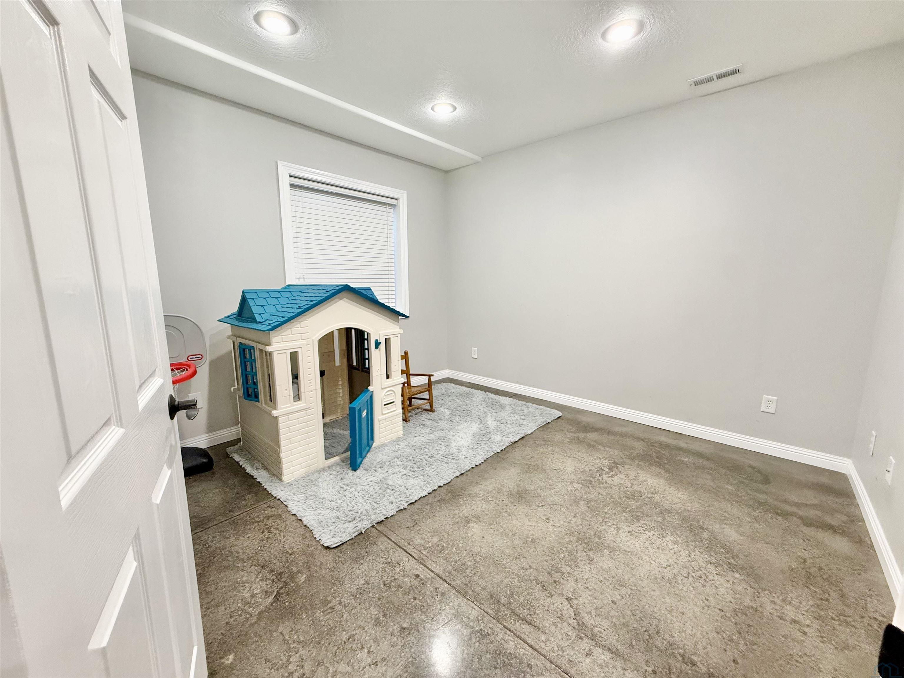 MLS #833229