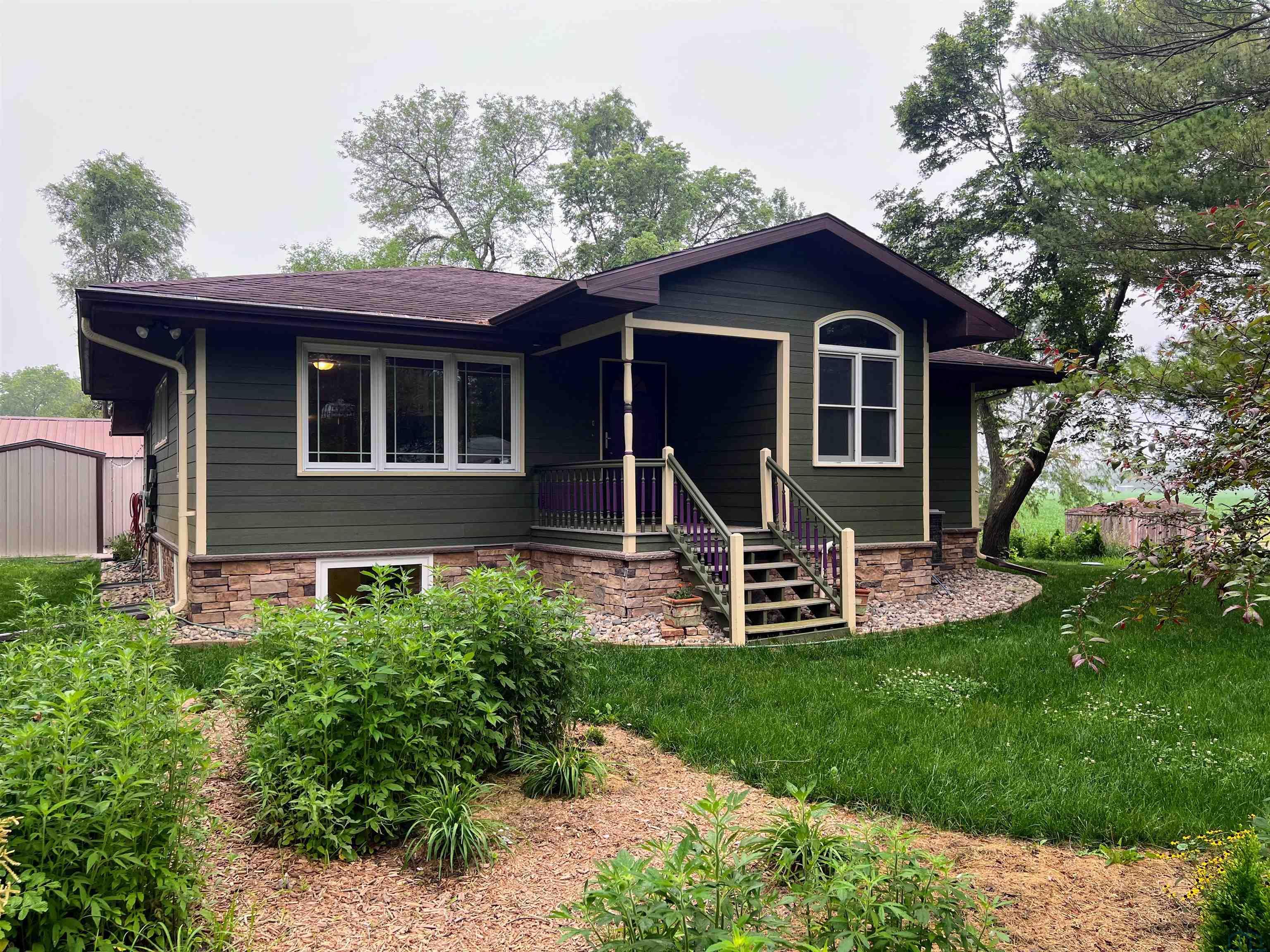 1 BIGELOW PARK CIR, Salix, IA 51052 