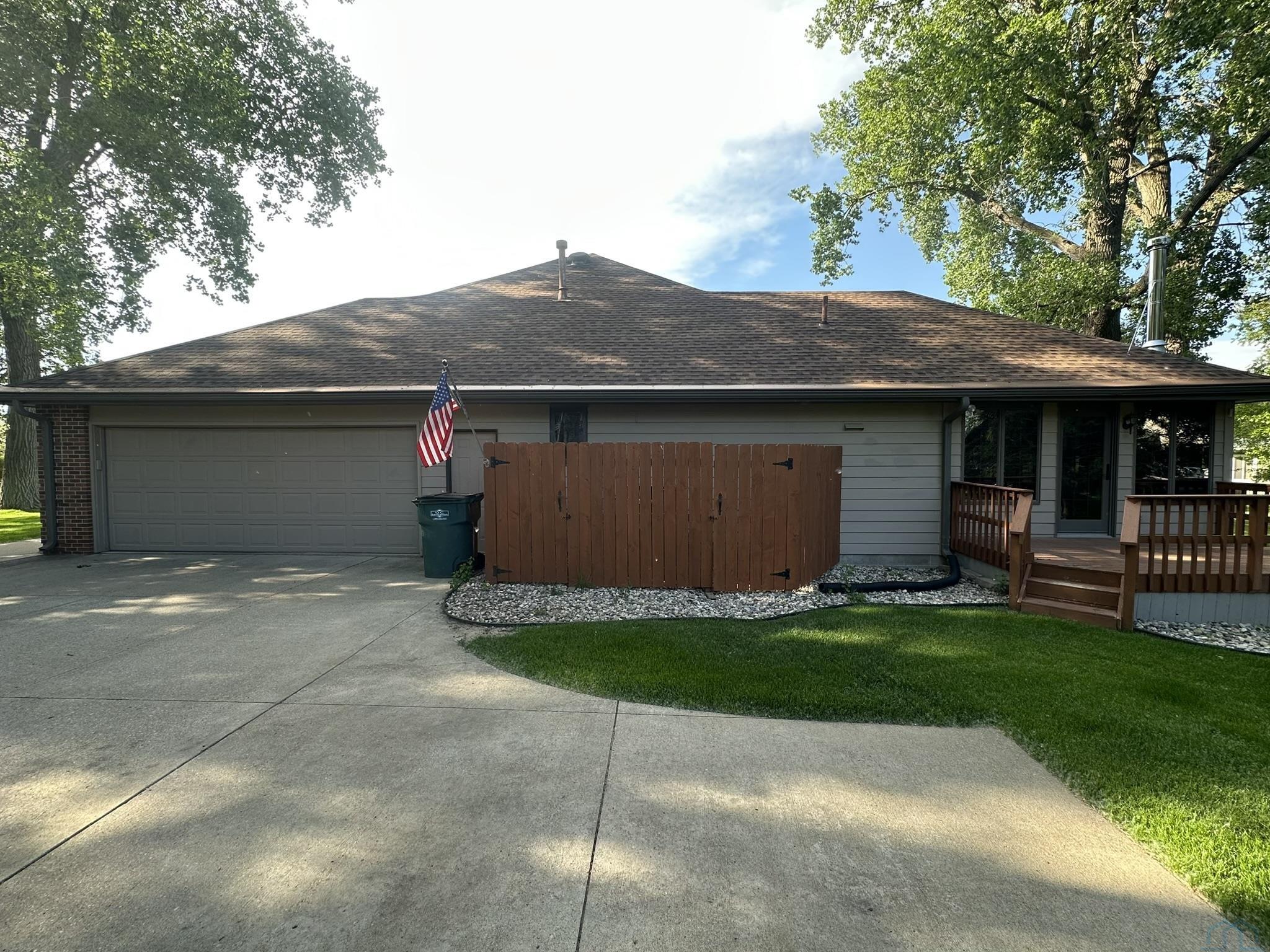 MLS #833240