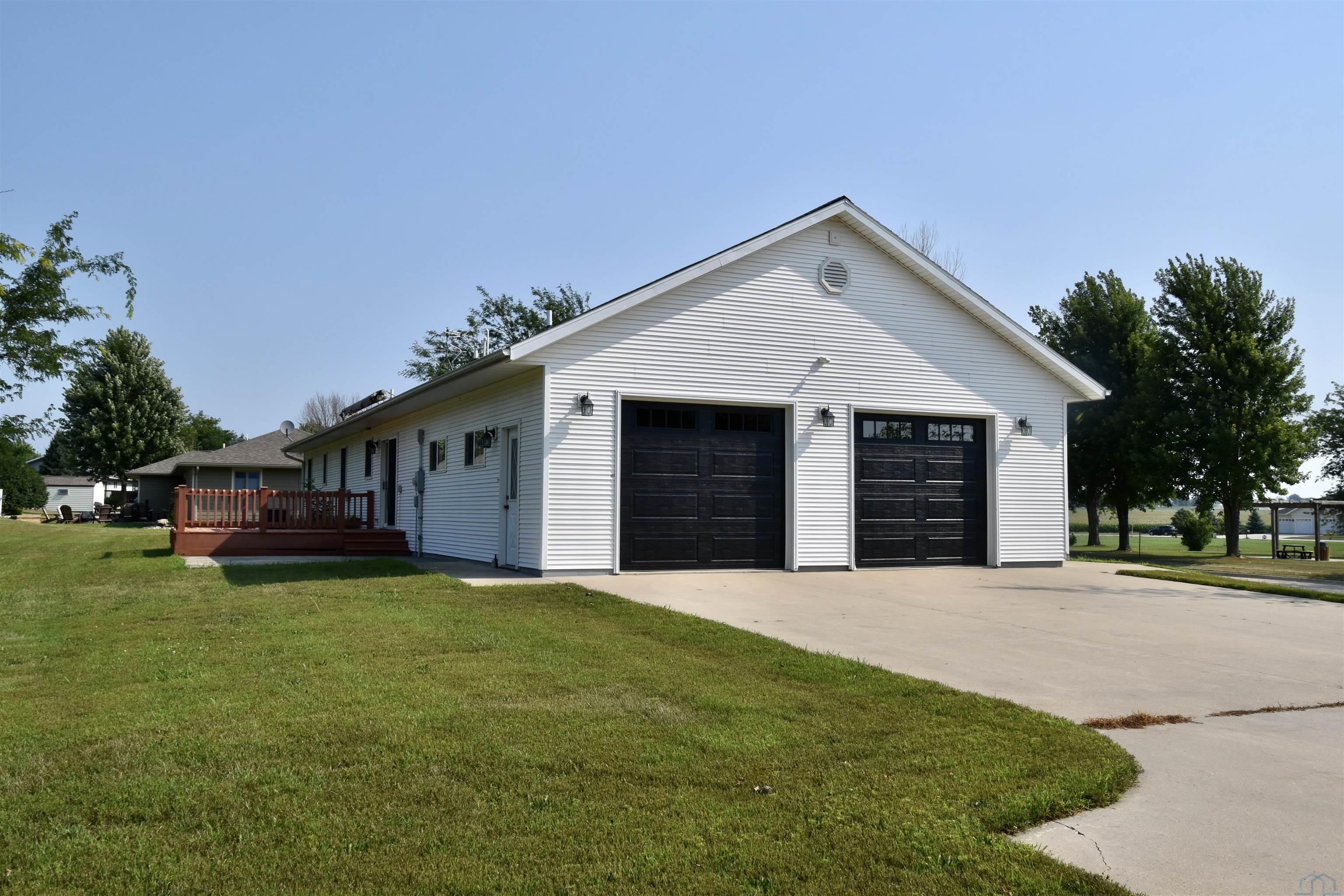 403 NE 13TH AVE, Sibley, Northwest Iowa, photo 7