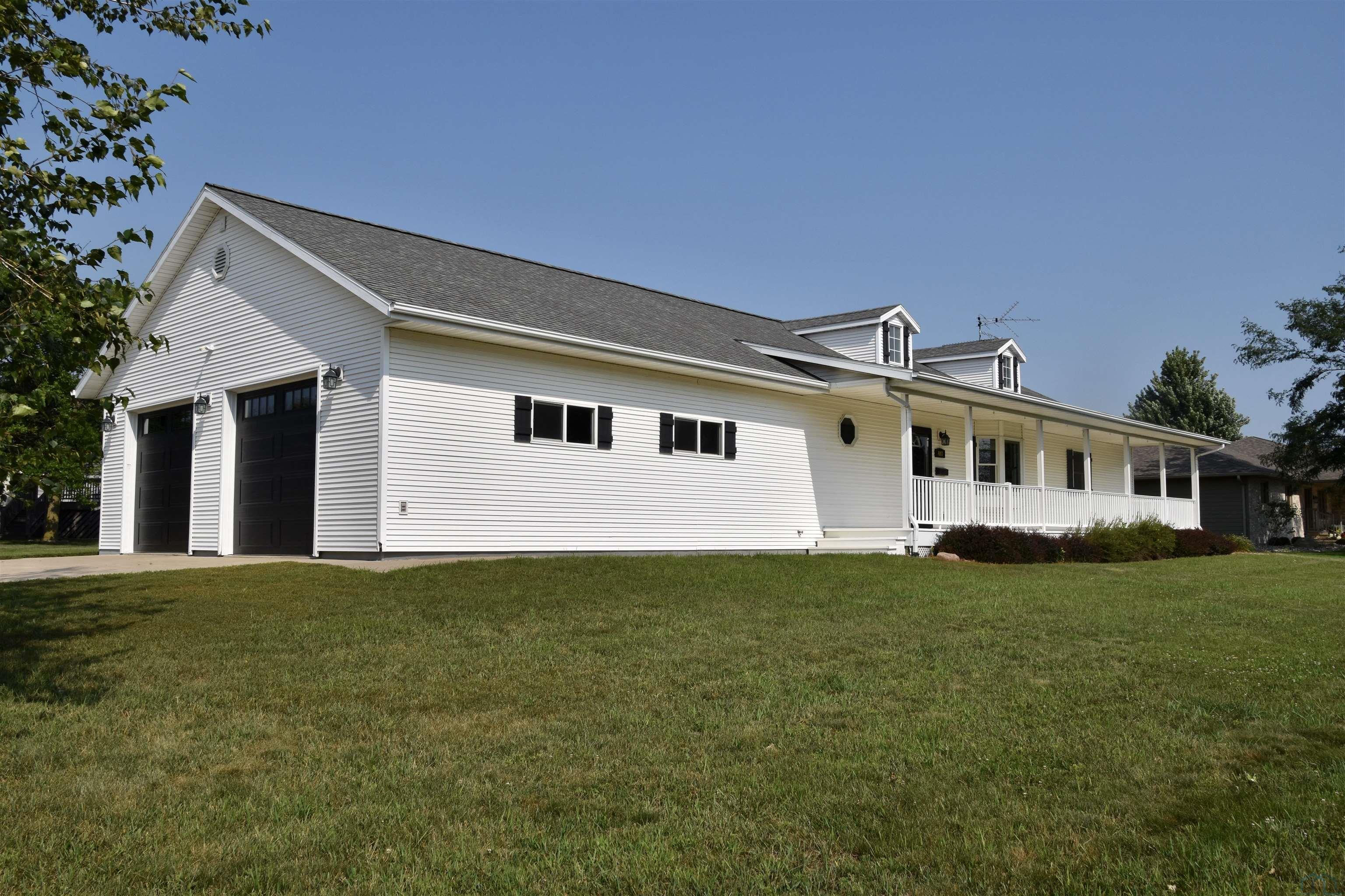 403 NE 13TH AVE, Sibley, Northwest Iowa, photo 9