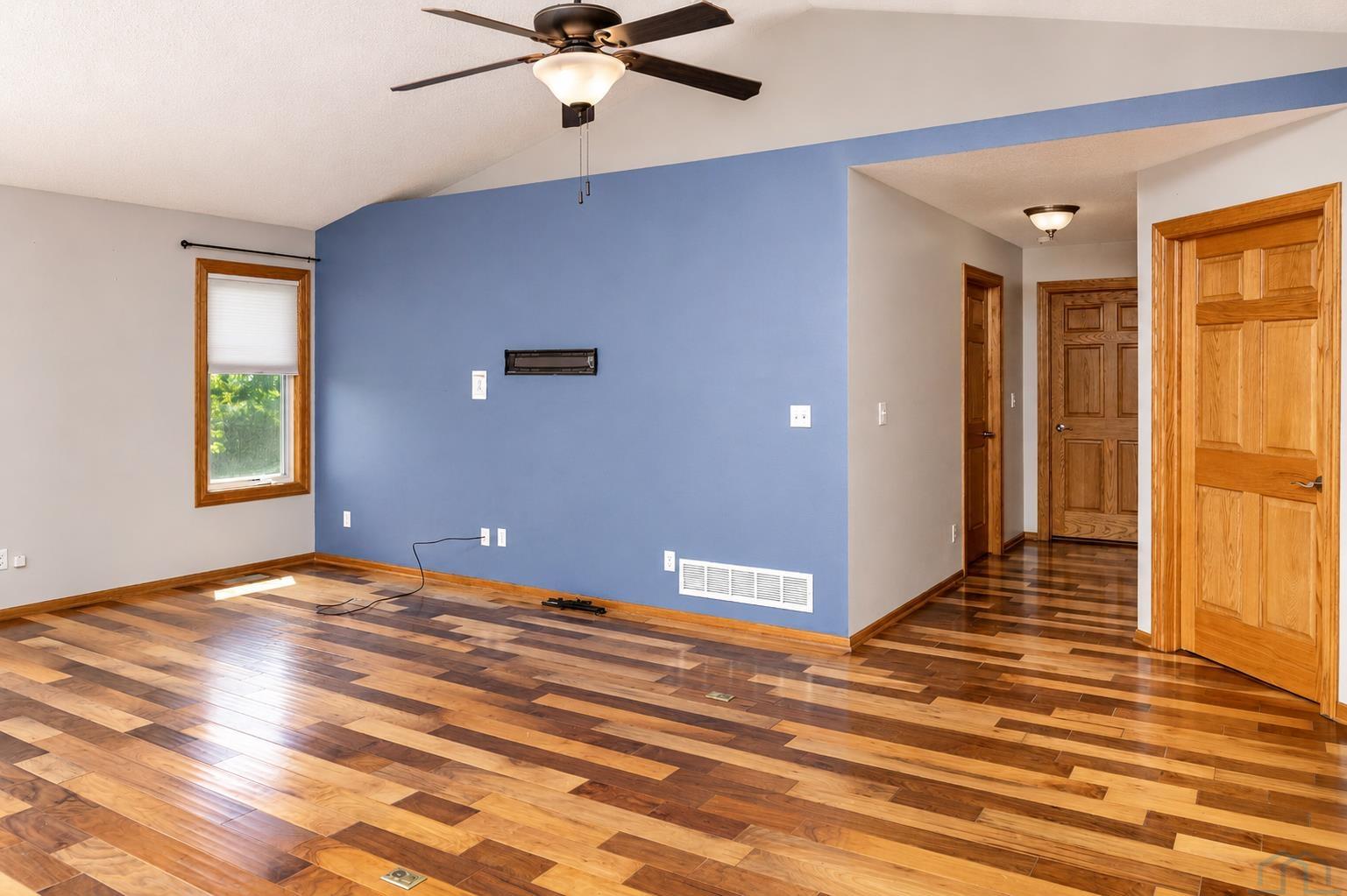 MLS #833260