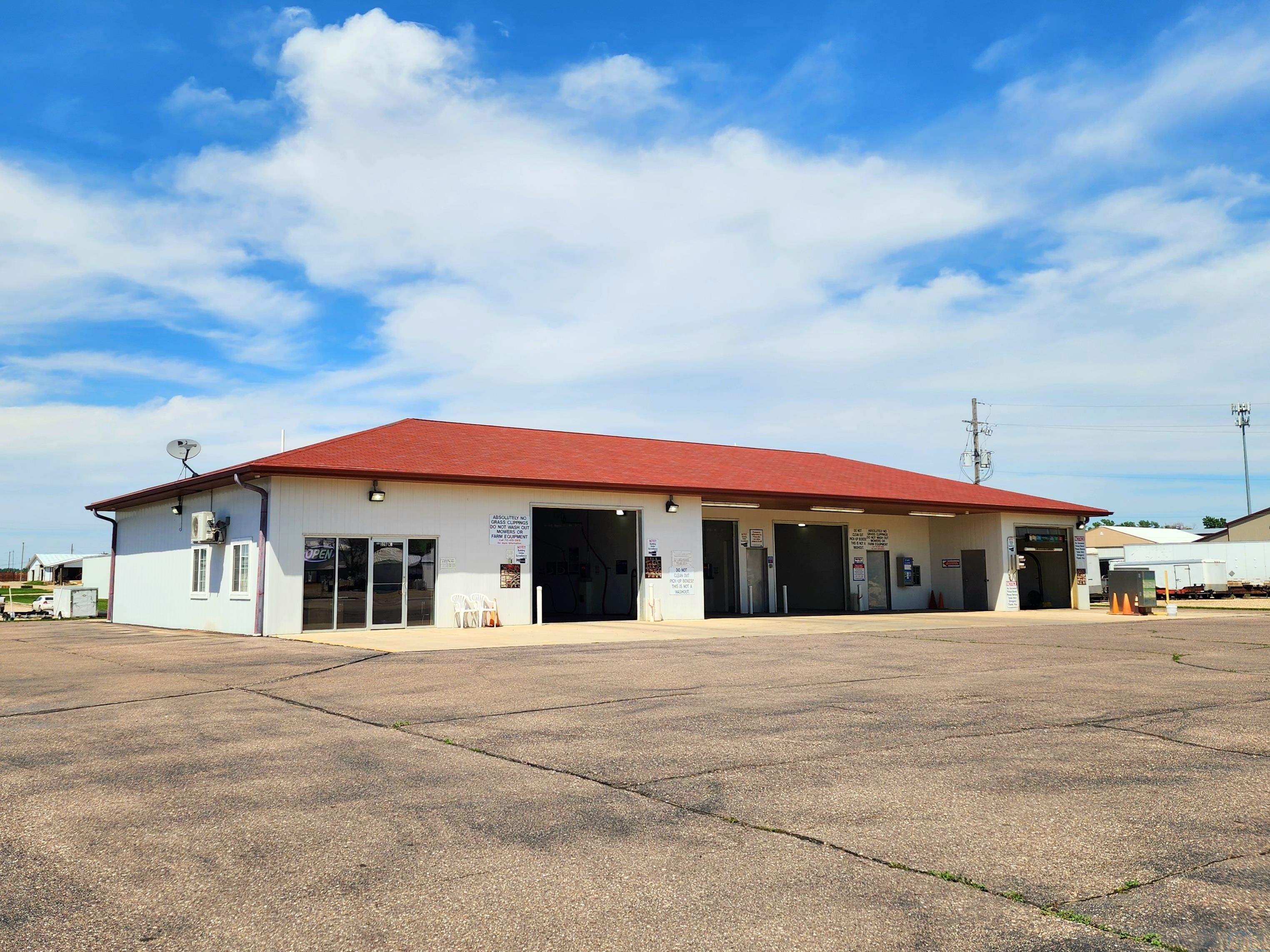 320 Park St. W, Sheldon, IA 51247 
