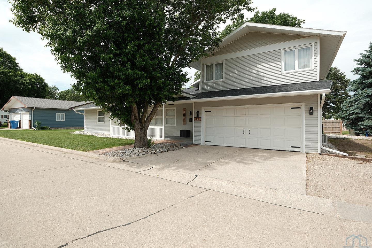 86 8th Street NE						  						 , Sioux Center						 , IA						  51250						  