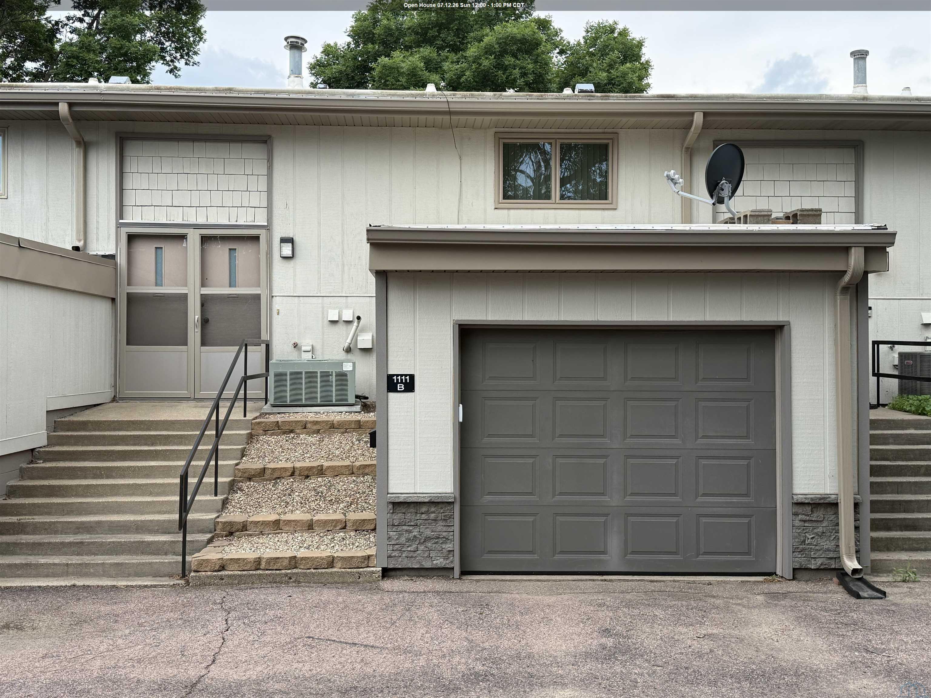1111 Council Oak #Apt B, Sioux City, IA 51101 