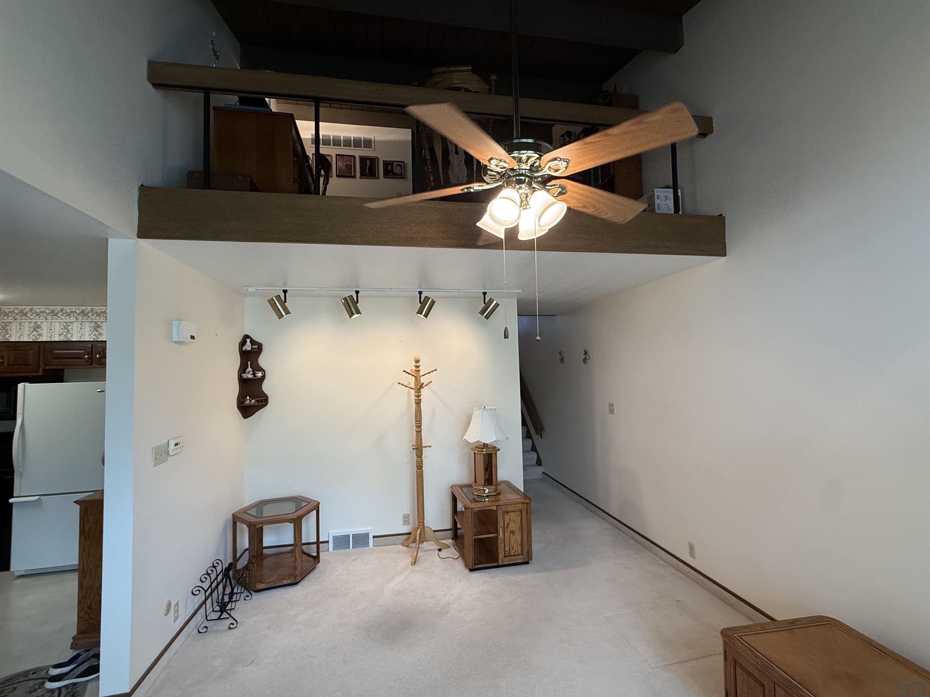 MLS #833290