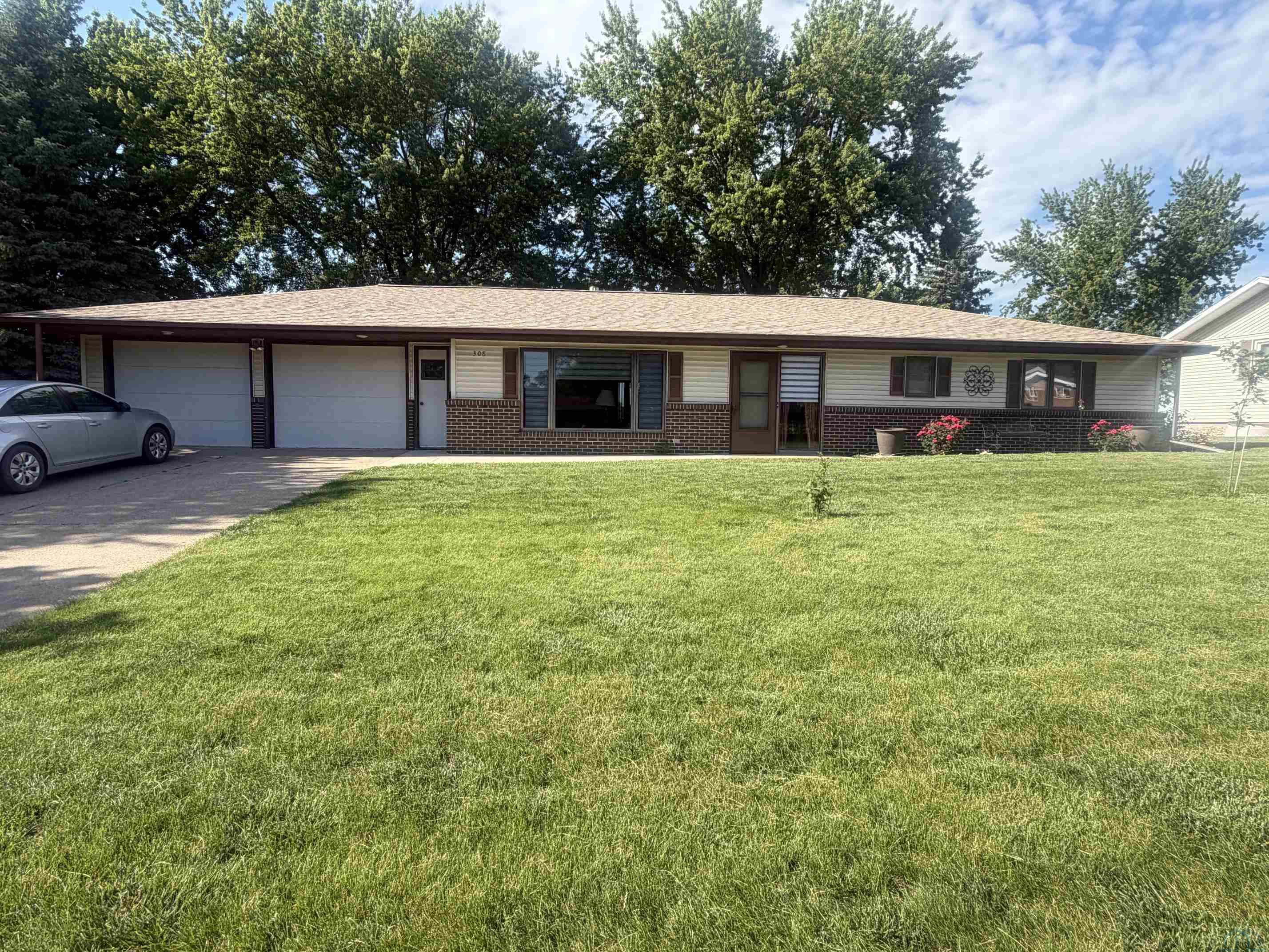 308 Centennial Drive, Cherokee, IA 51012 