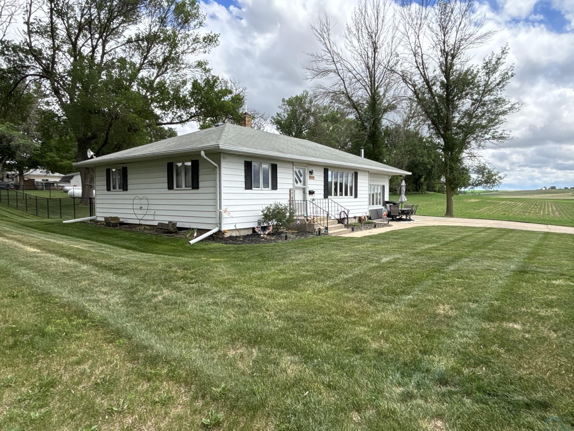 MLS #833313