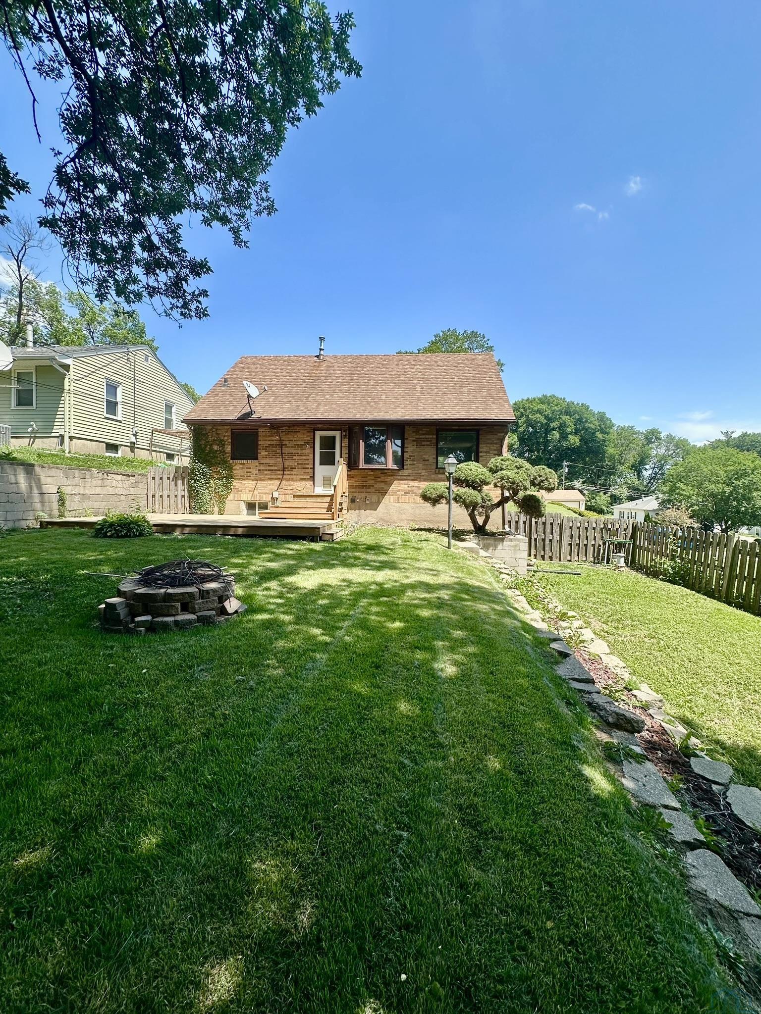 MLS #833327