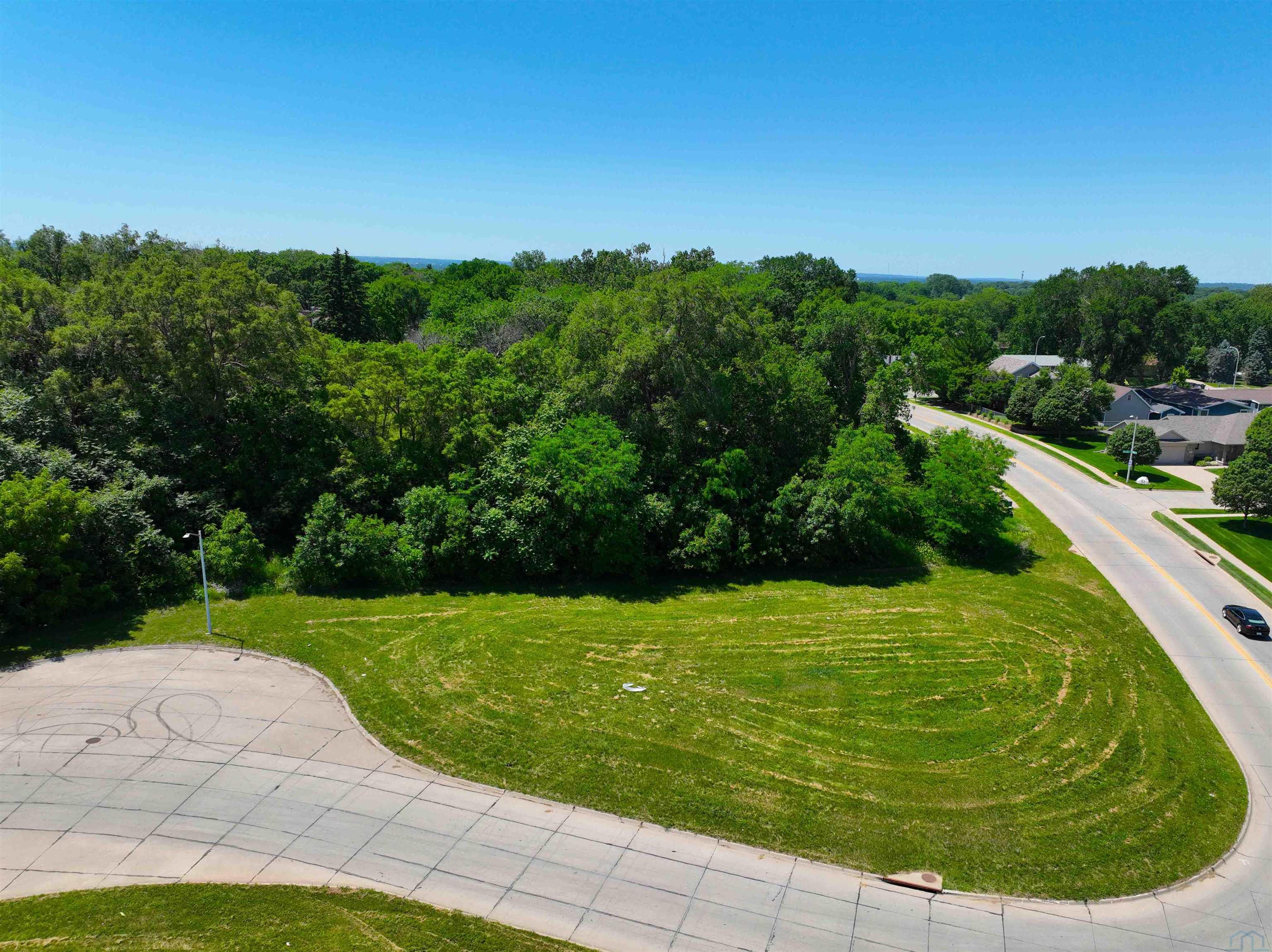 3401 Lincoln Ct, Sioux City, IA 51106 