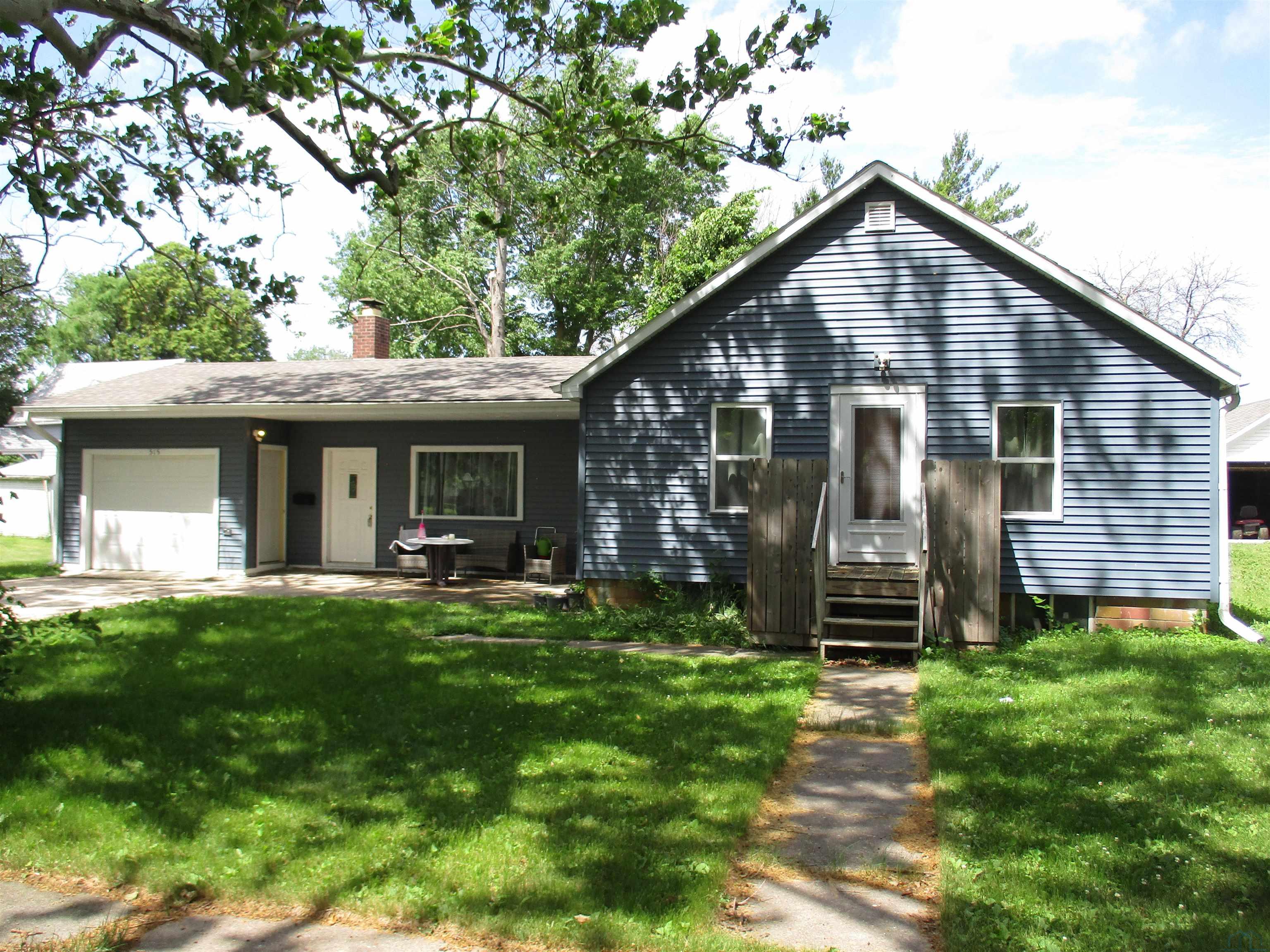 515 1st Street N, Laurens, IA 50554 