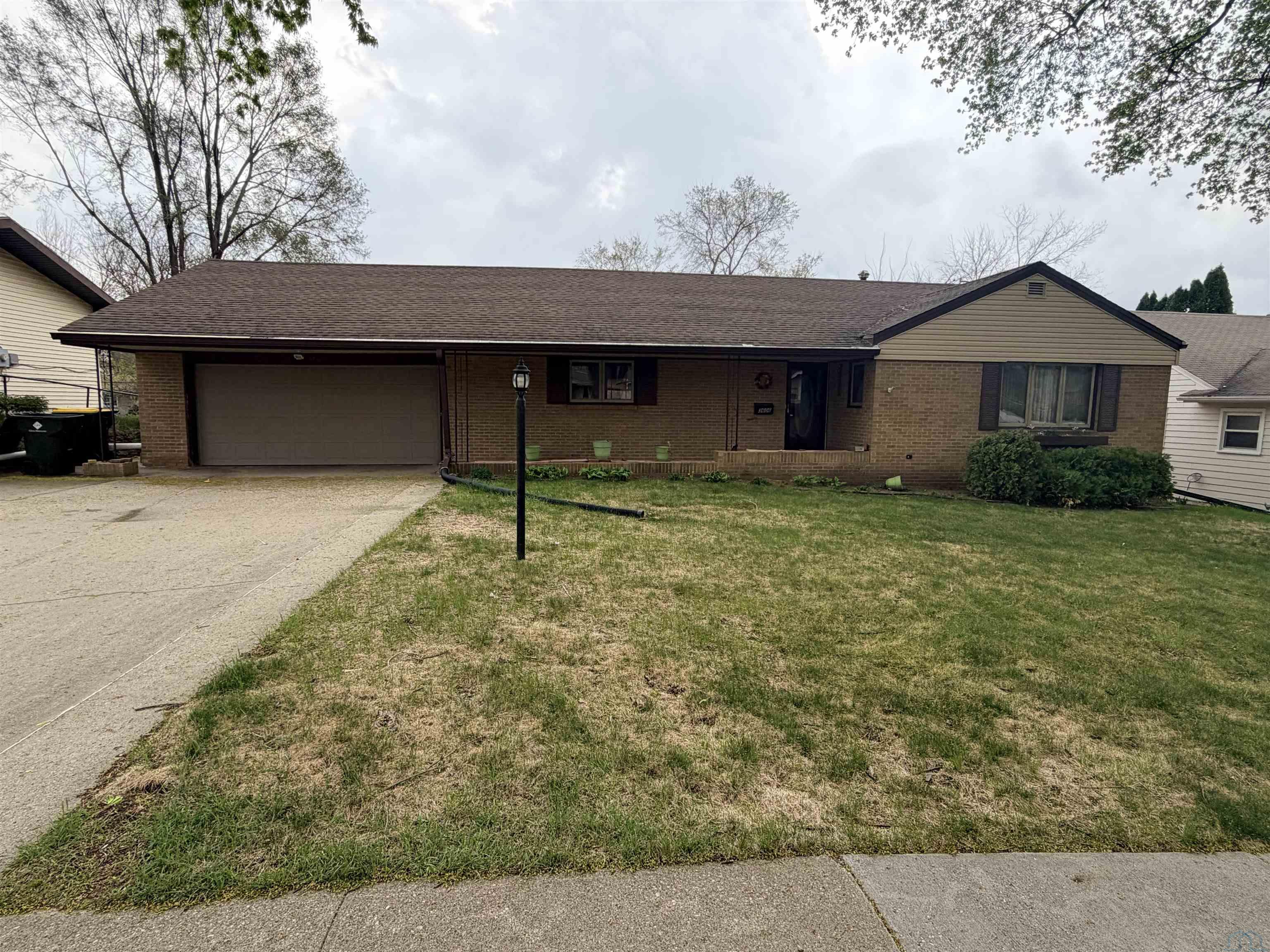3606 Cheyenne, Sioux City, IA 51104 