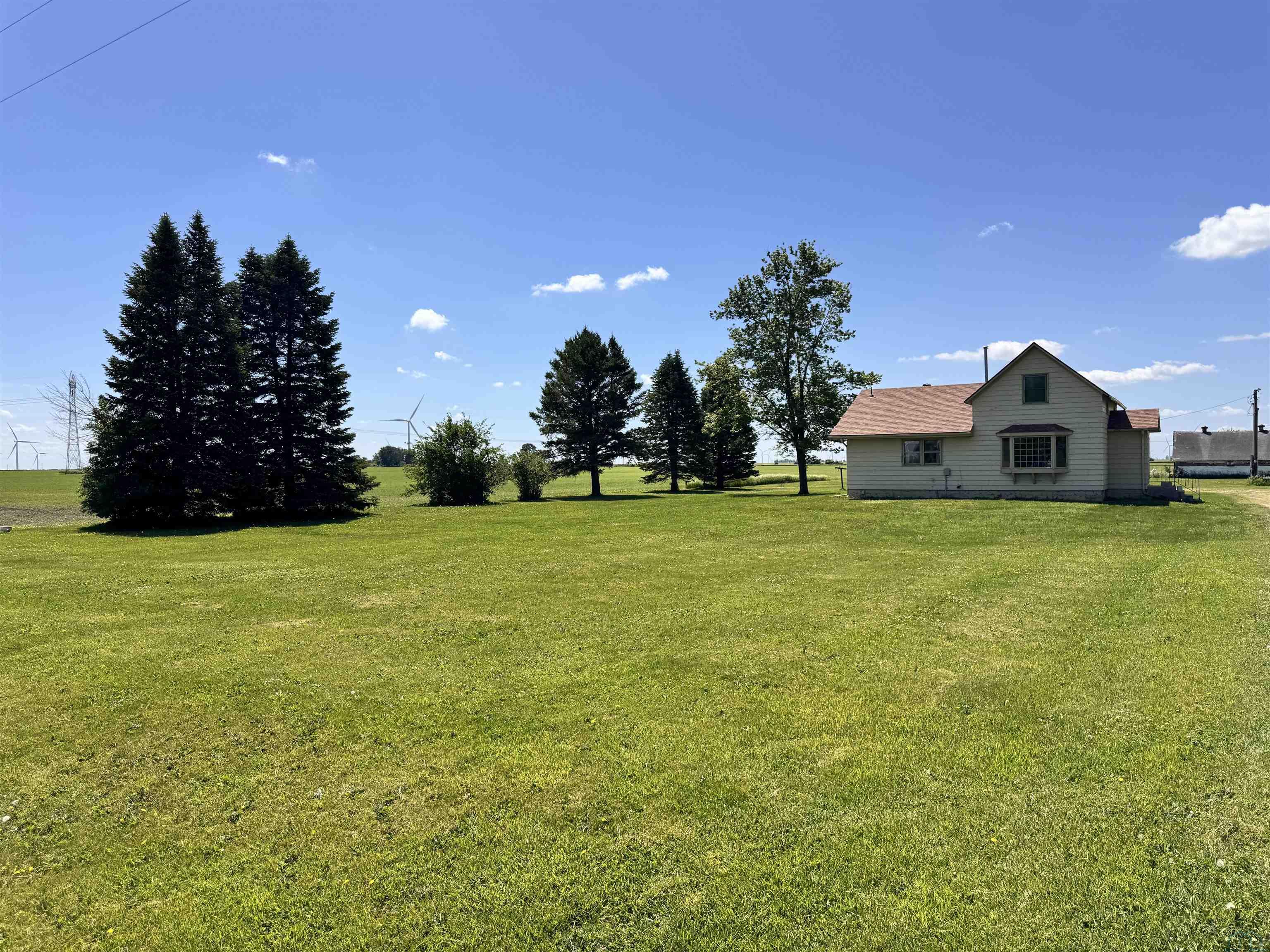 6021 320th St, Sanborn, IA 51248 