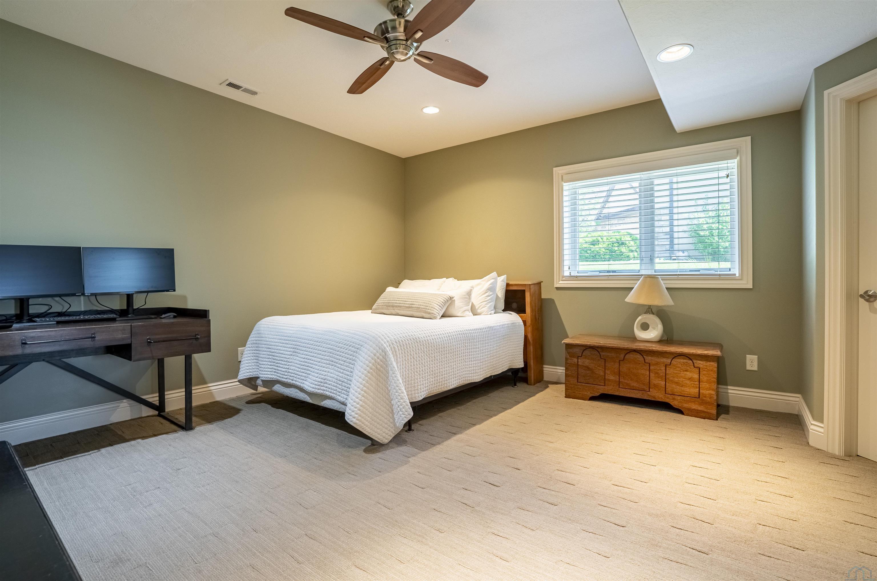 MLS #833367