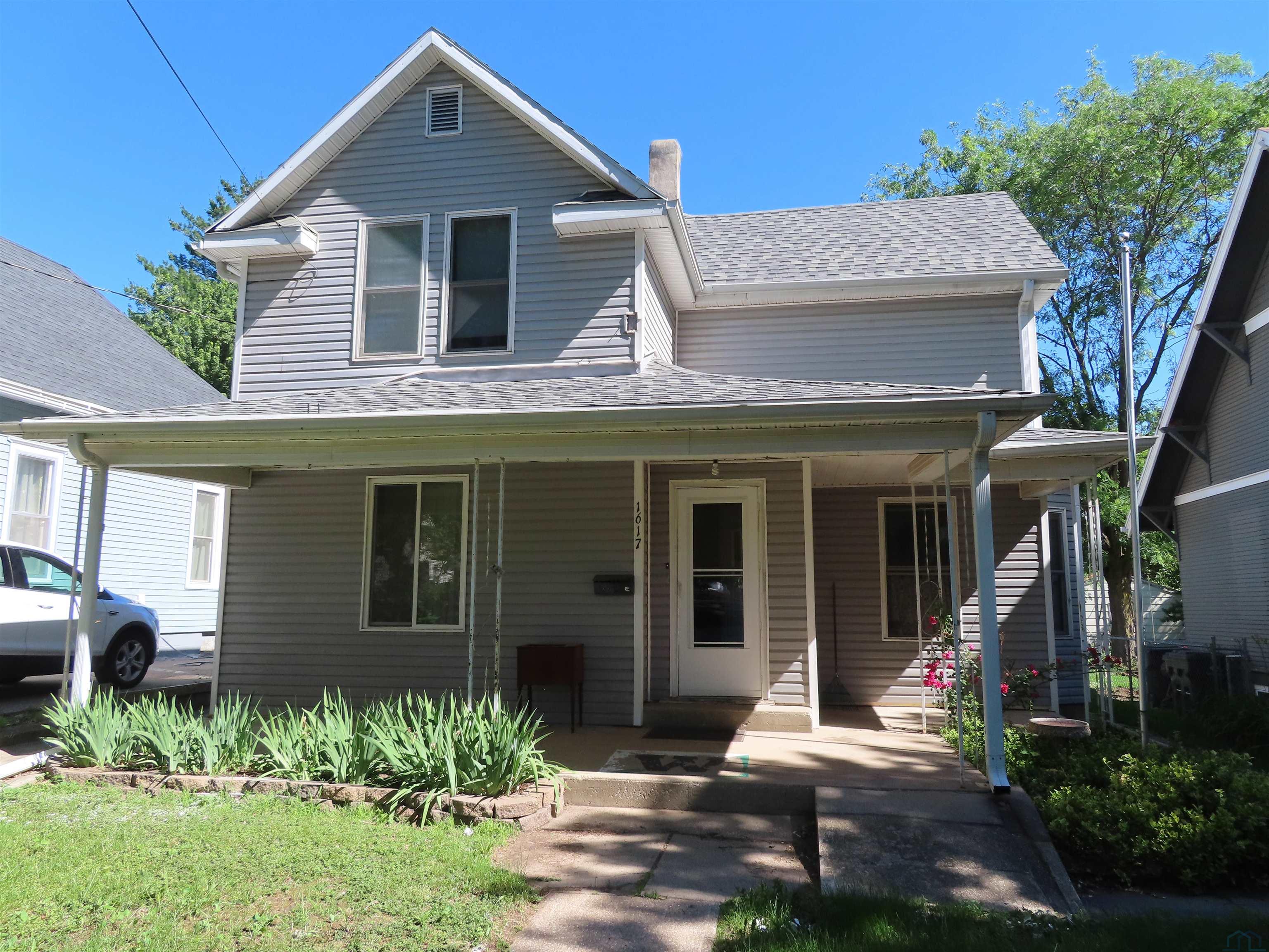 1617 15th W, Sioux City, IA 51103 