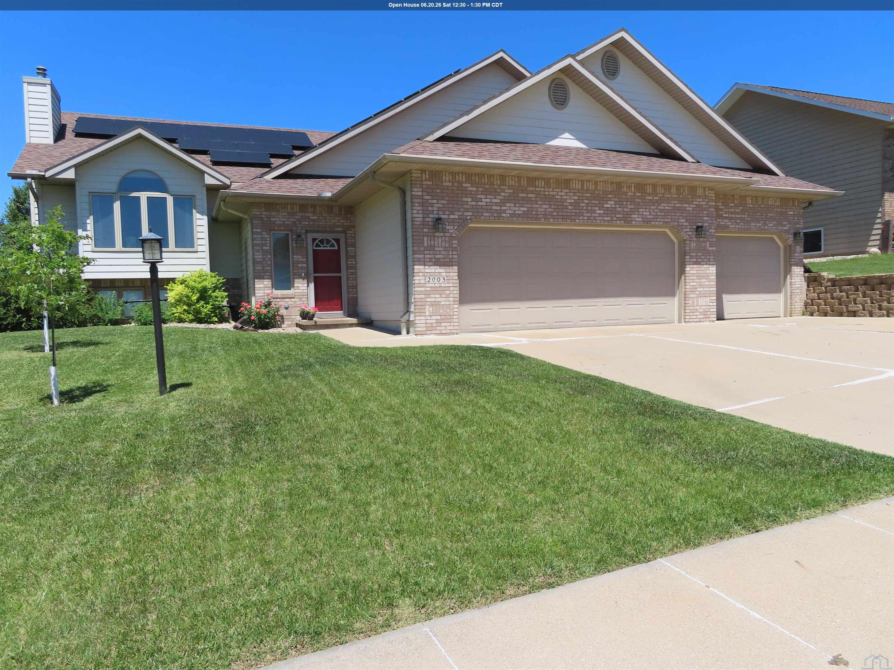 2003 Trinity Court, Sioux City, IA 51104 