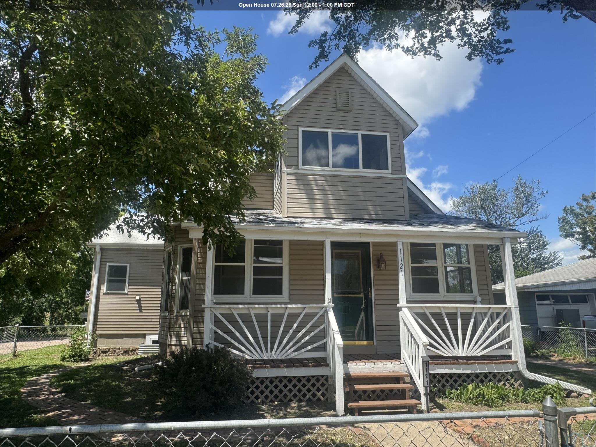 1121 River Drive, Sioux City, IA 51109 