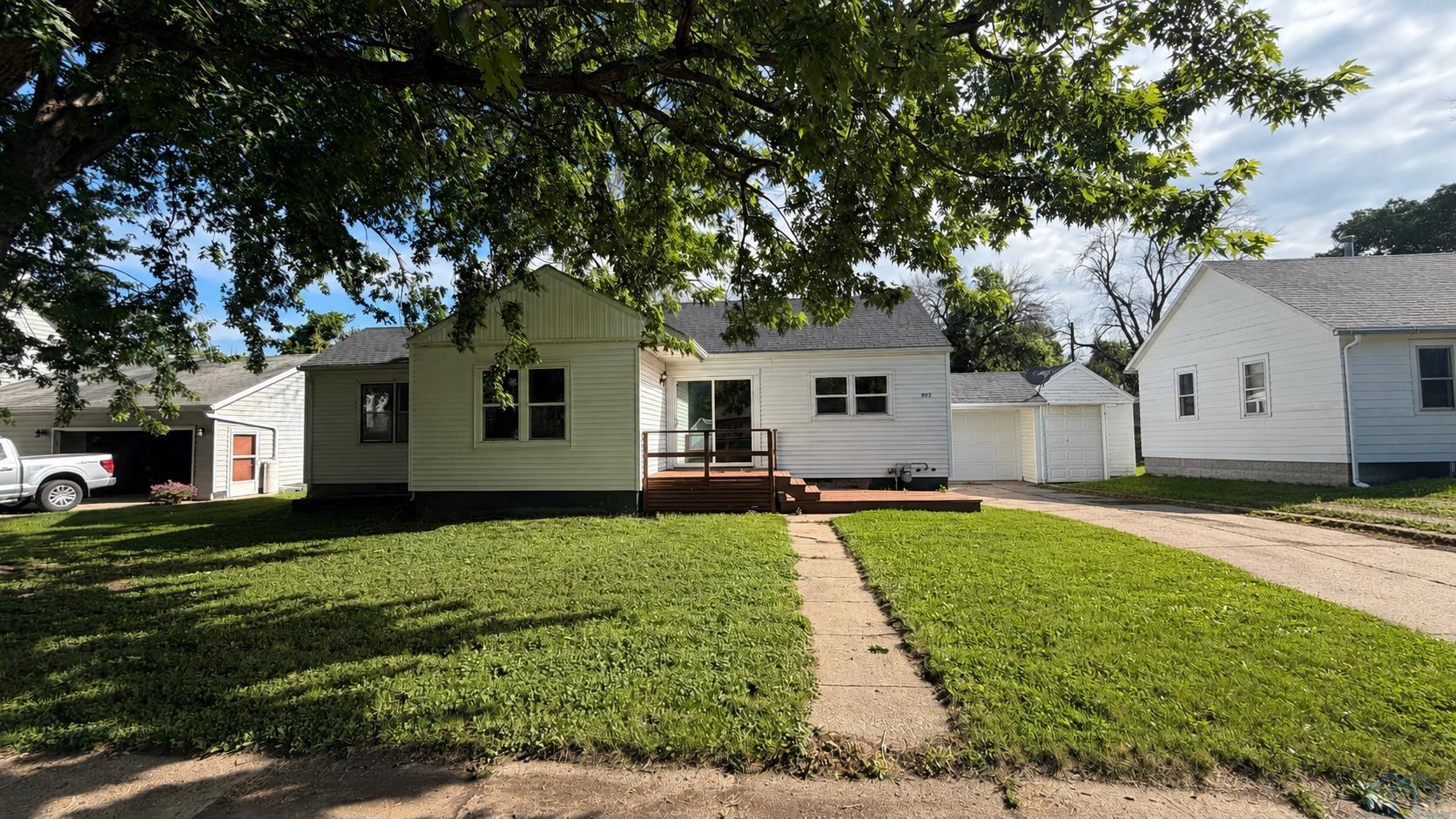 MLS #833456